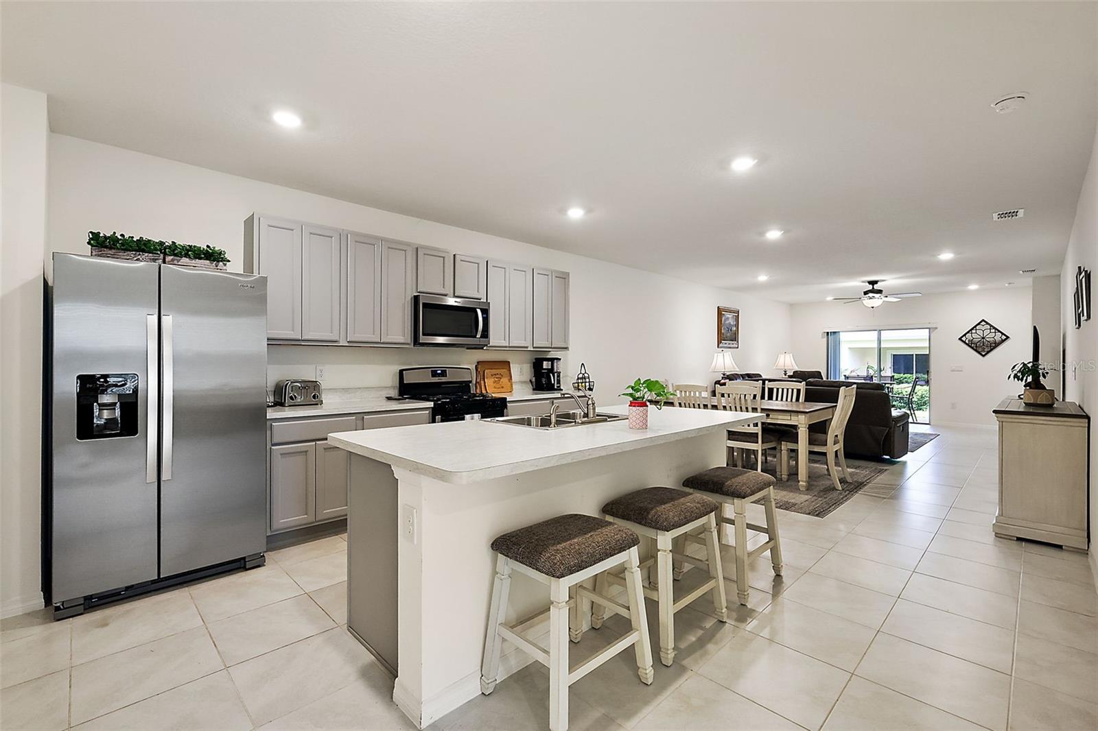 29251 ARMOYAN BLVD, LEESBURG, FL, 34748