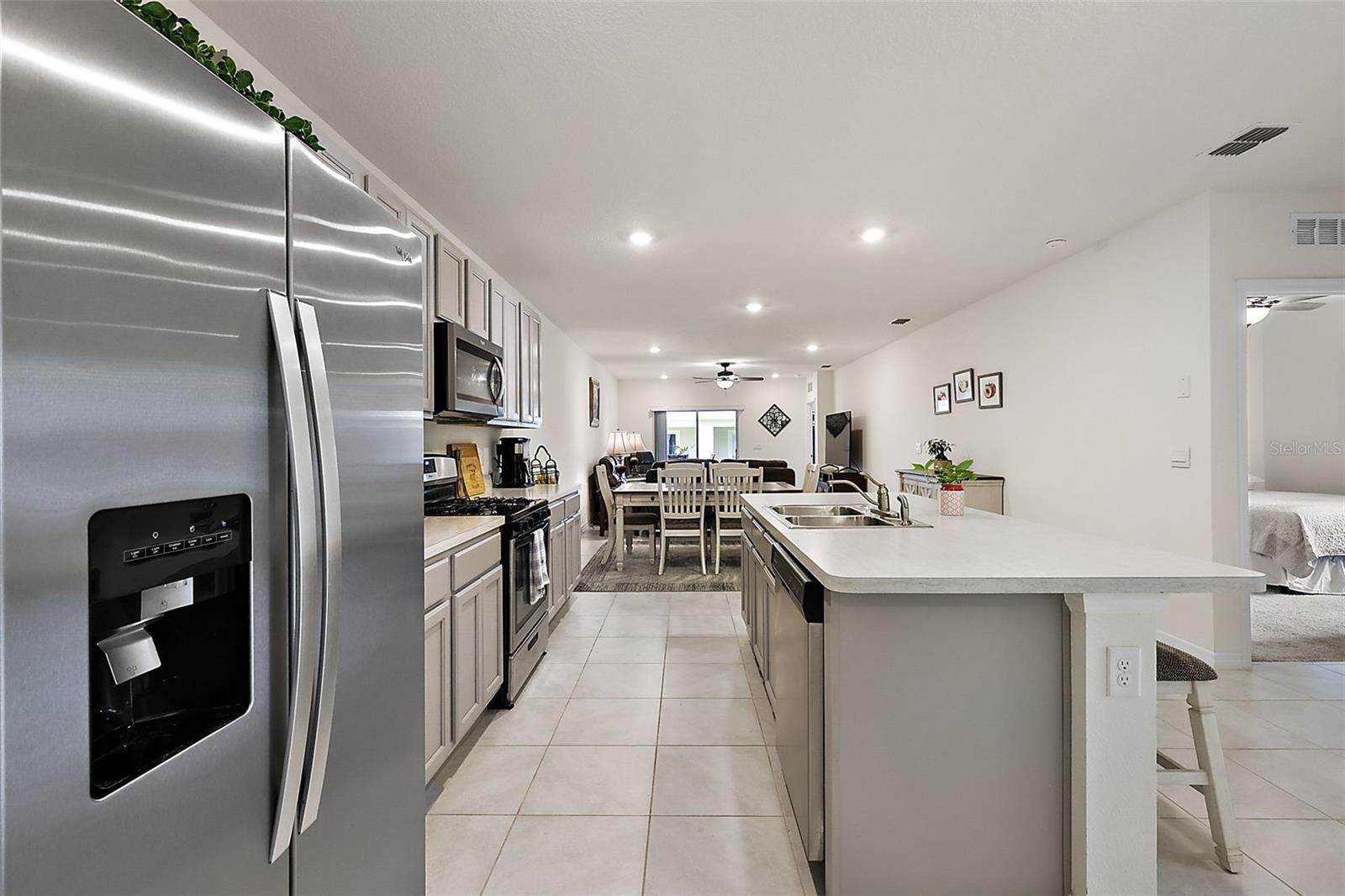 29251 ARMOYAN BLVD, LEESBURG, FL, 34748