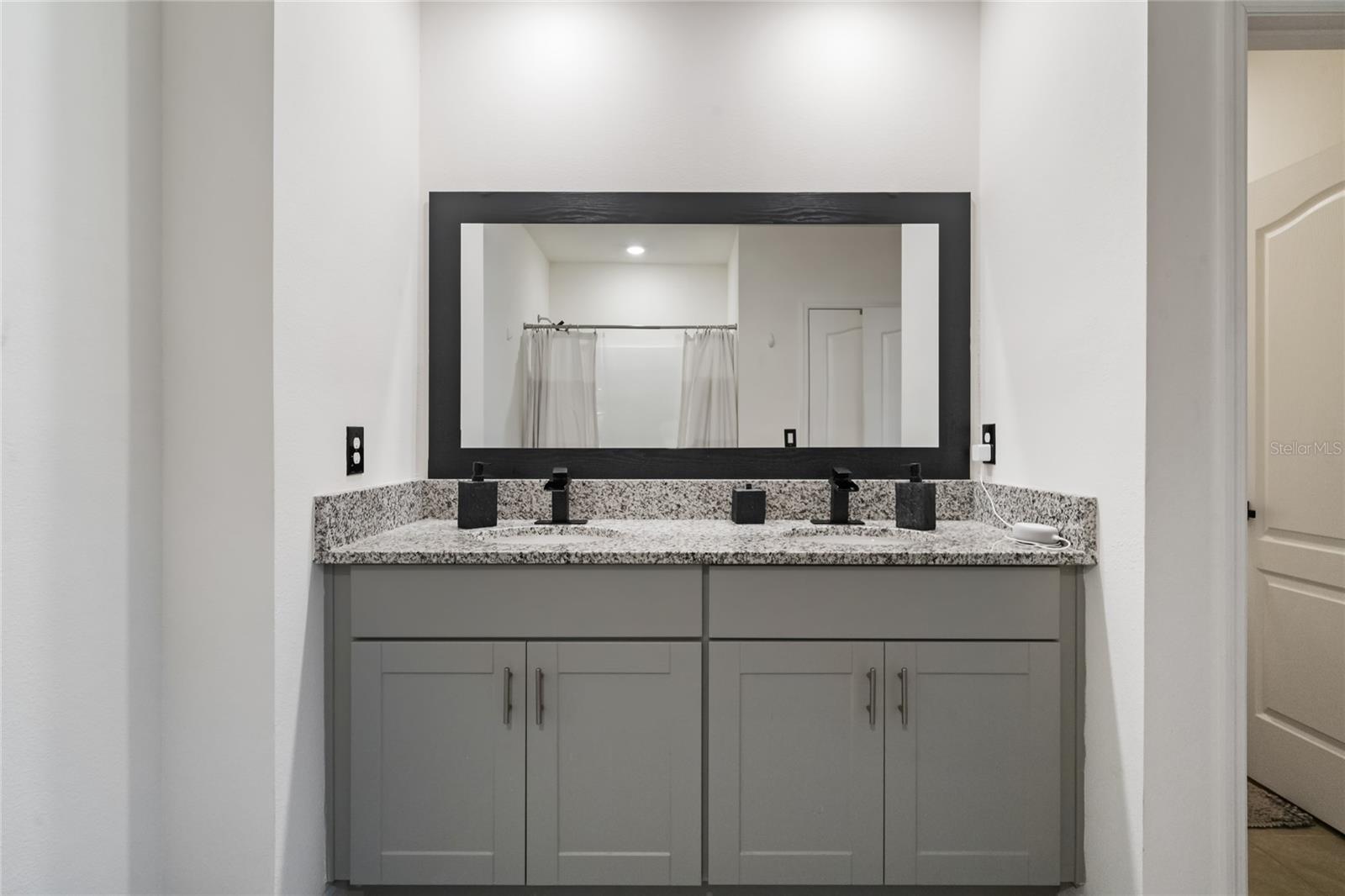 108 HARRY RD, DELAND, FL, 32724