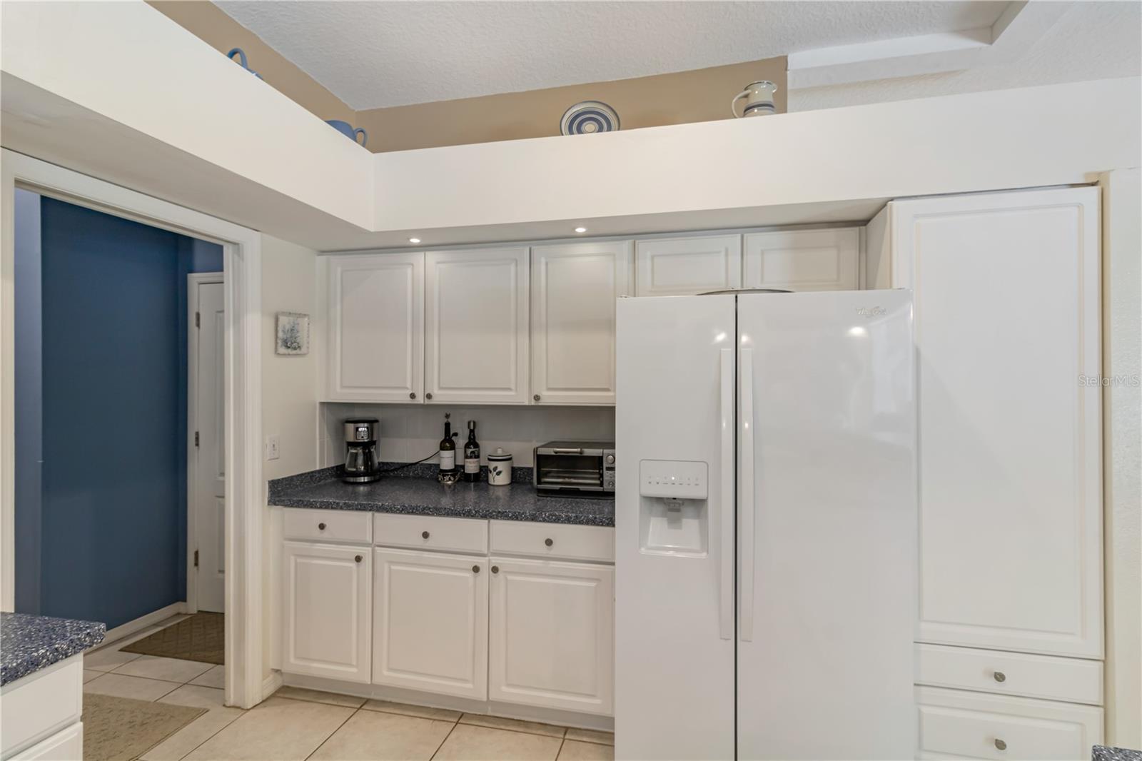 7219 WAREHAM DR, TAMPA, FL, 33647