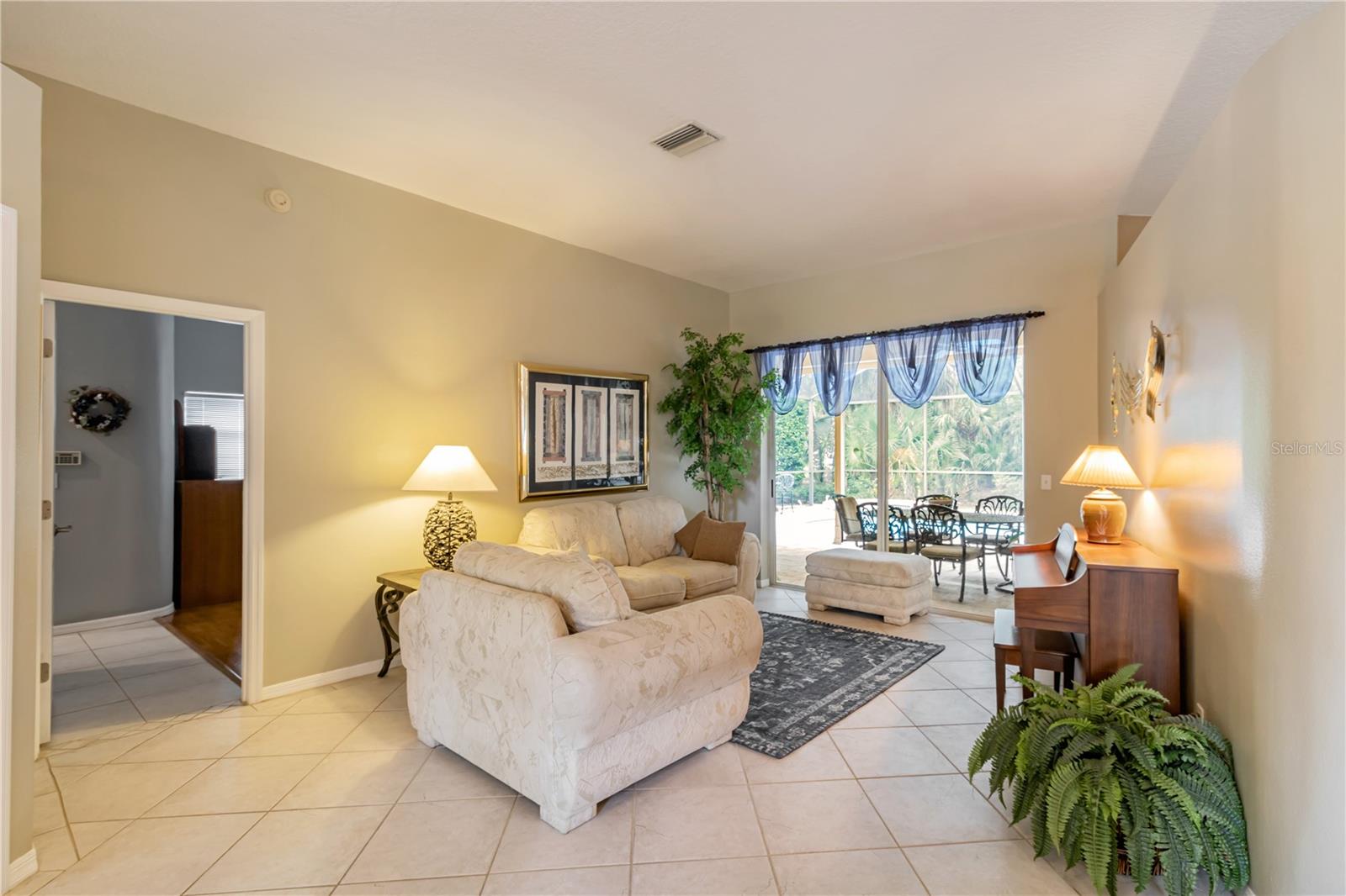 7219 WAREHAM DR, TAMPA, FL, 33647