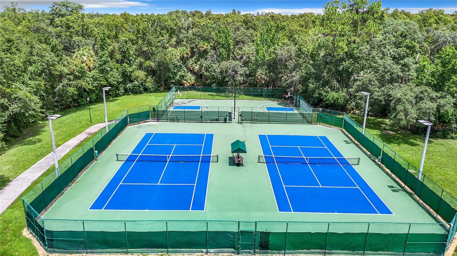 7219 WAREHAM DR, TAMPA, FL, 33647