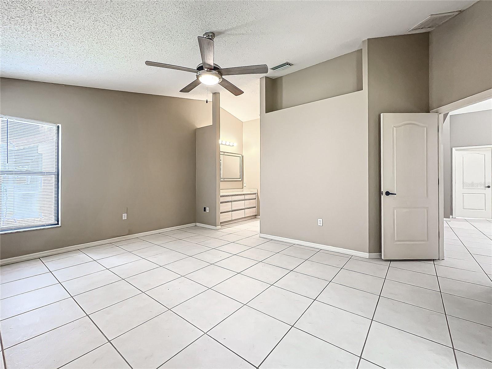 6128 NICOLE DR, SARASOTA, FL, 34243