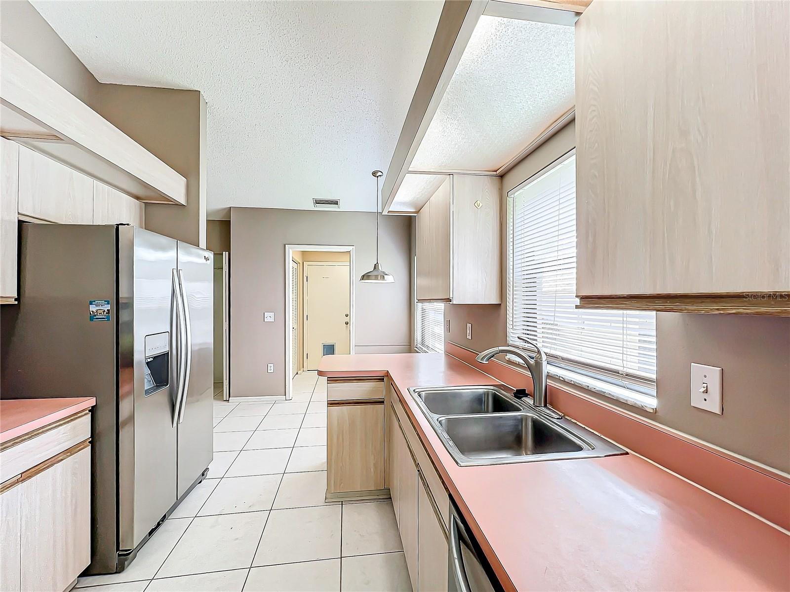 6128 NICOLE DR, SARASOTA, FL, 34243