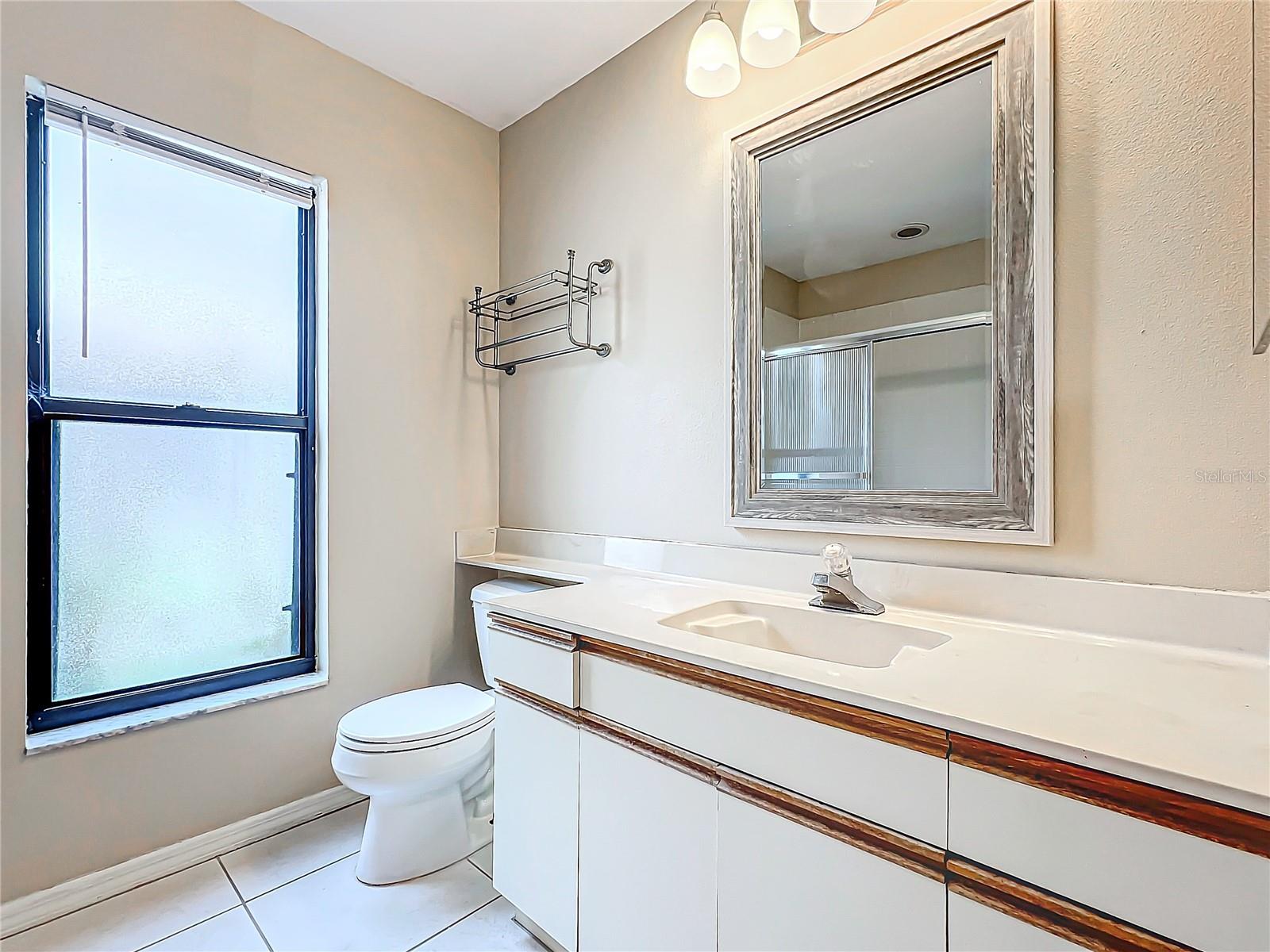 6128 NICOLE DR, SARASOTA, FL, 34243