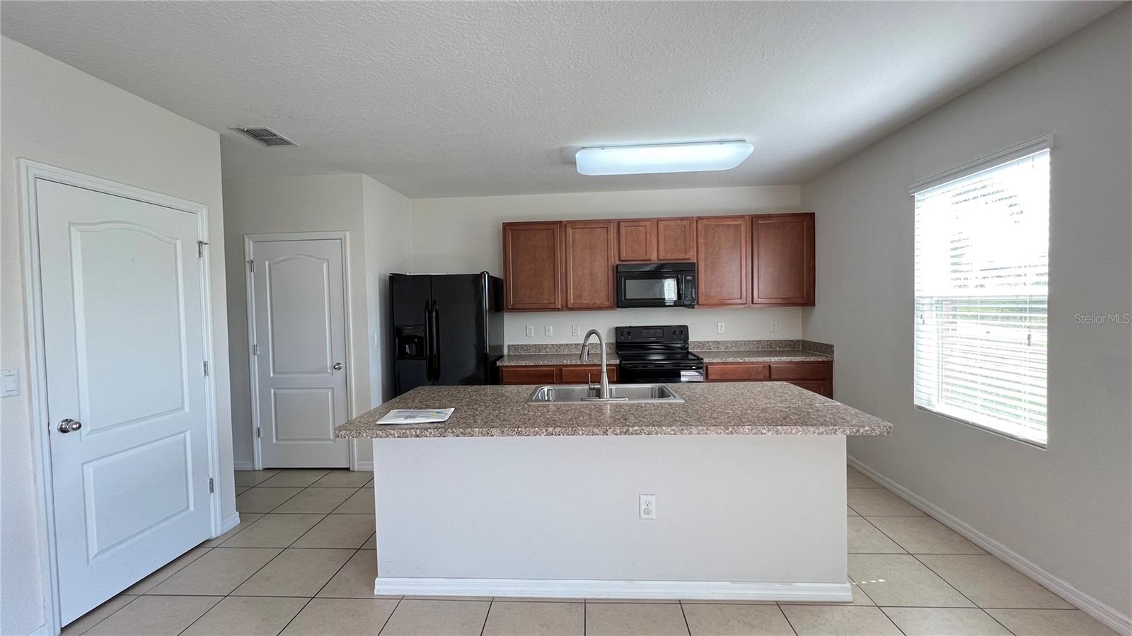 108 COUNTRY WALK CIR, DAVENPORT, FL, 33837