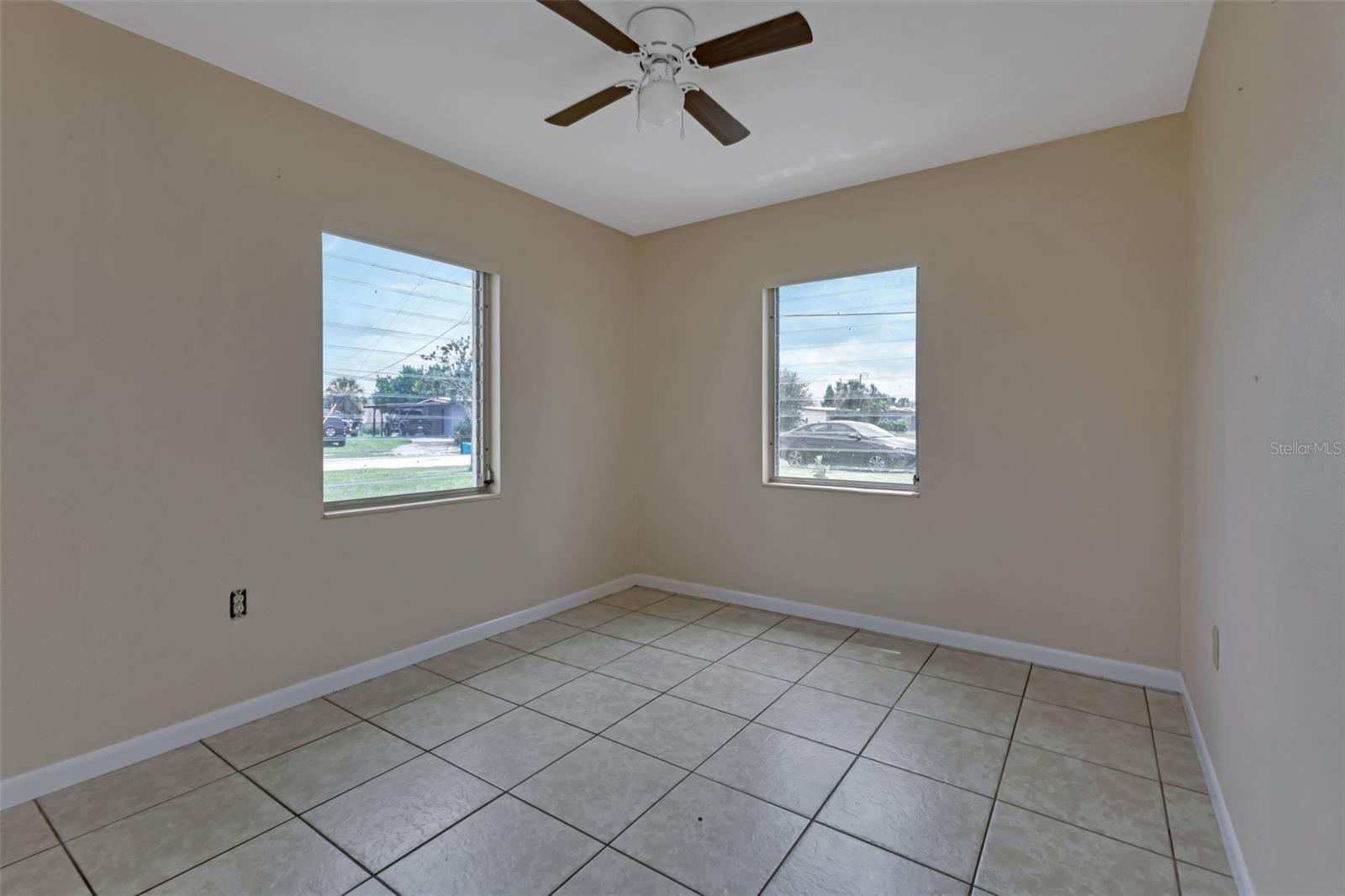 211 DALTON BLVD, PORT CHARLOTTE, FL, 33952
