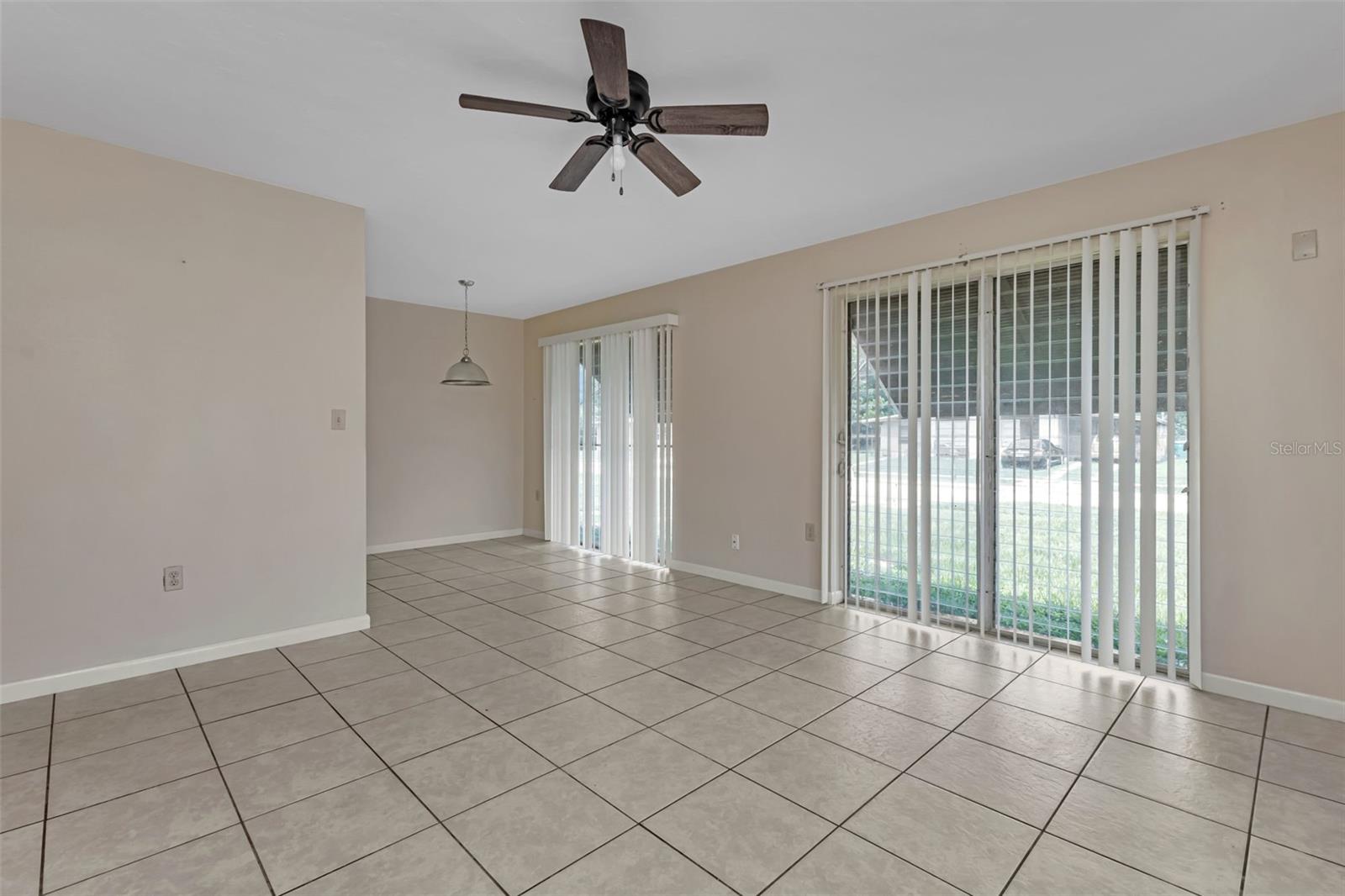 211 DALTON BLVD, PORT CHARLOTTE, FL, 33952