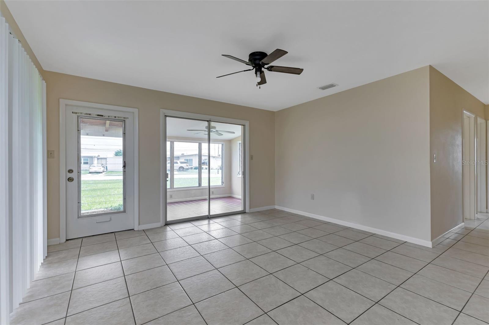 211 DALTON BLVD, PORT CHARLOTTE, FL, 33952