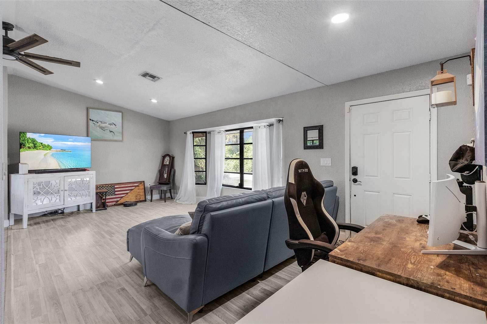 455 LENOIR ST NW, PORT CHARLOTTE, FL, 33948