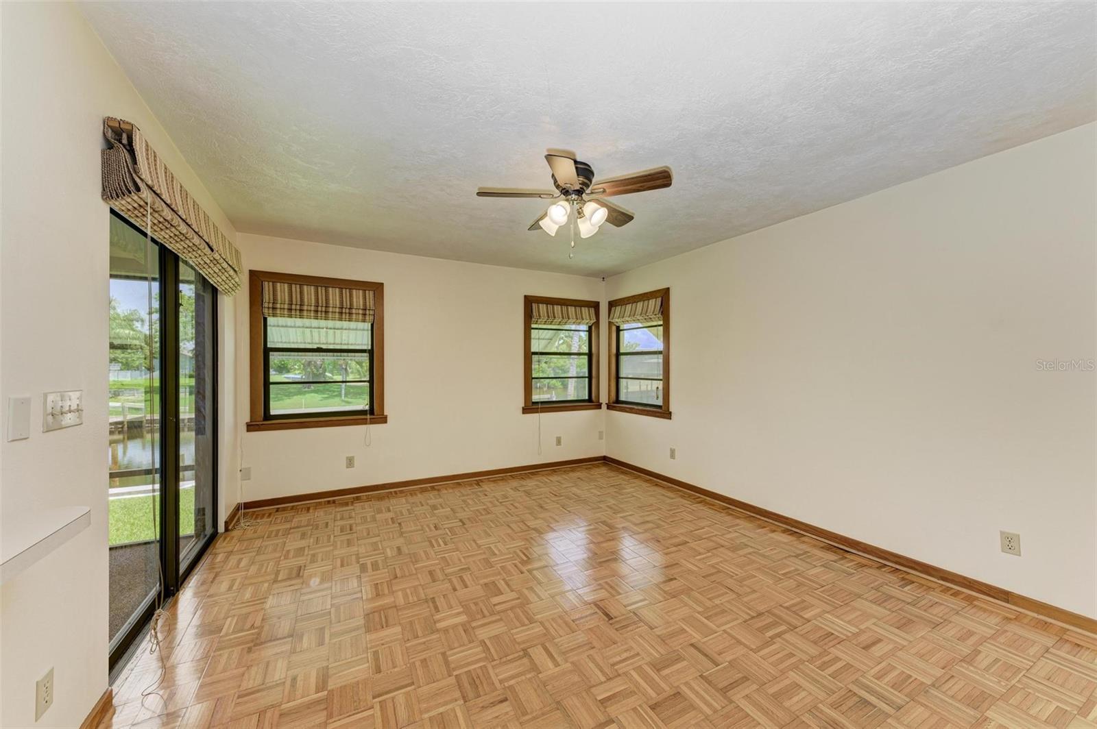 5111 CORAL BLVD, BRADENTON, FL, 34210