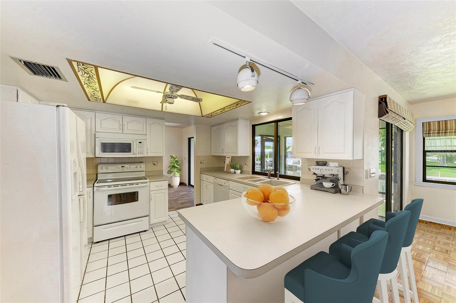 5111 CORAL BLVD, BRADENTON, FL, 34210