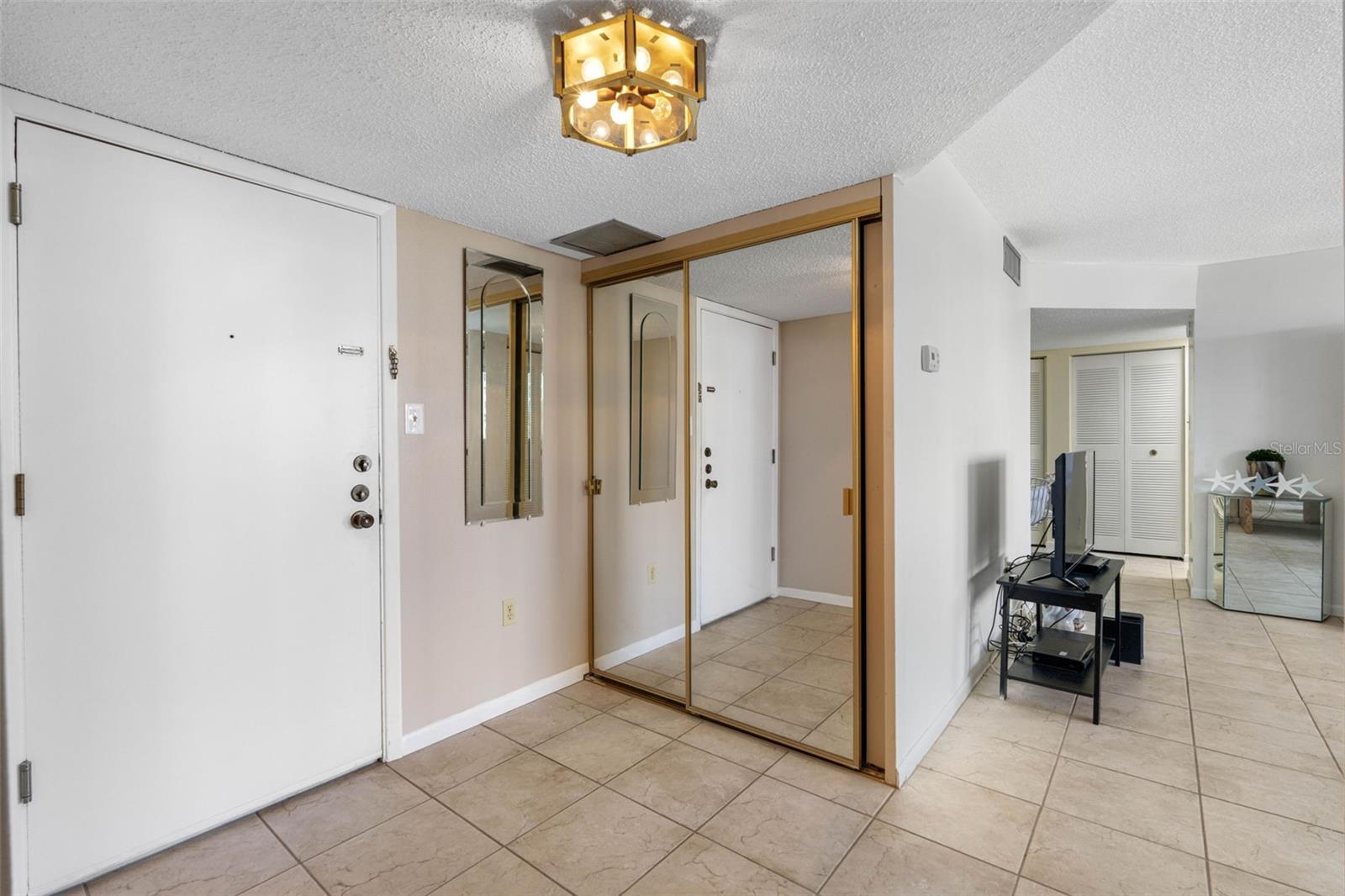 660 ISLAND WAY #401, CLEARWATER, FL, 33767