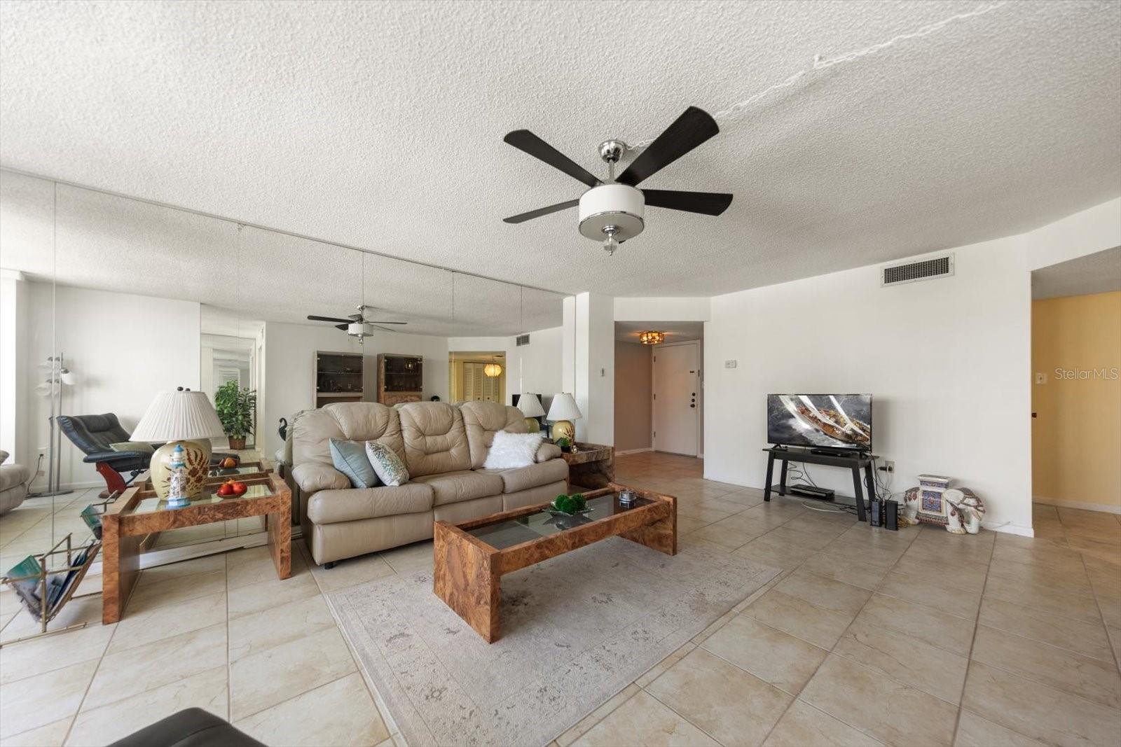 660 ISLAND WAY #401, CLEARWATER, FL, 33767