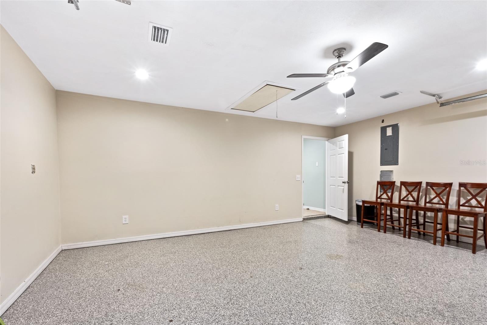 1116 COMMERCIAL AVE, NEW SMYRNA BEACH, FL, 32168