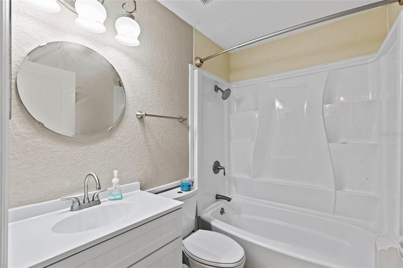 15015 S HIGHWAY 25, WEIRSDALE, FL, 32195