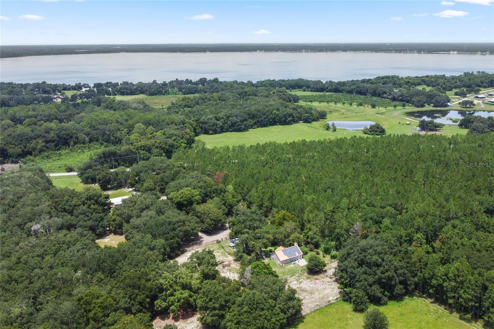 15015 S HIGHWAY 25, WEIRSDALE, FL, 32195