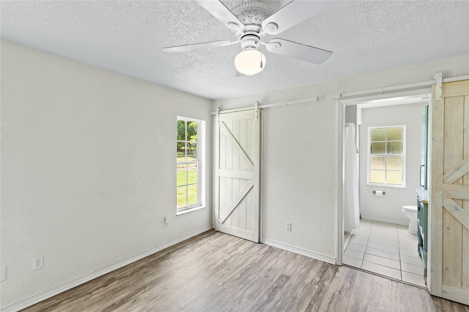 15015 S HIGHWAY 25, WEIRSDALE, FL, 32195