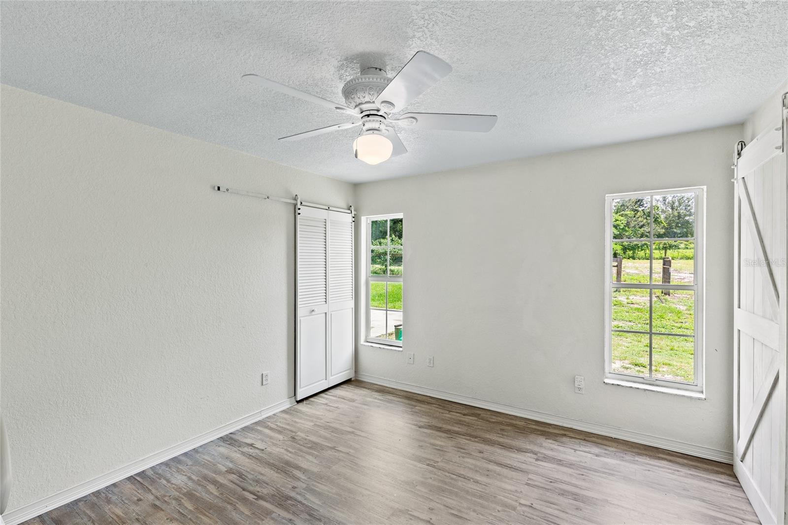 15015 S HIGHWAY 25, WEIRSDALE, FL, 32195