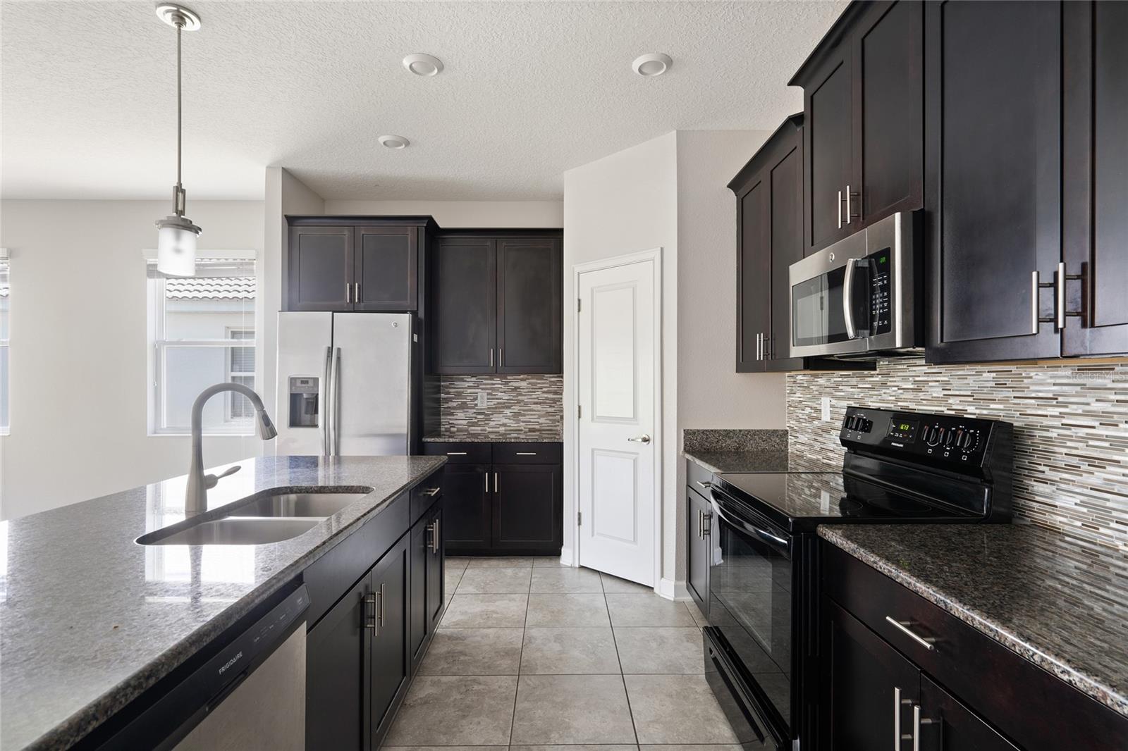 1411 CLUBMAN DR, DAVENPORT, FL, 33896
