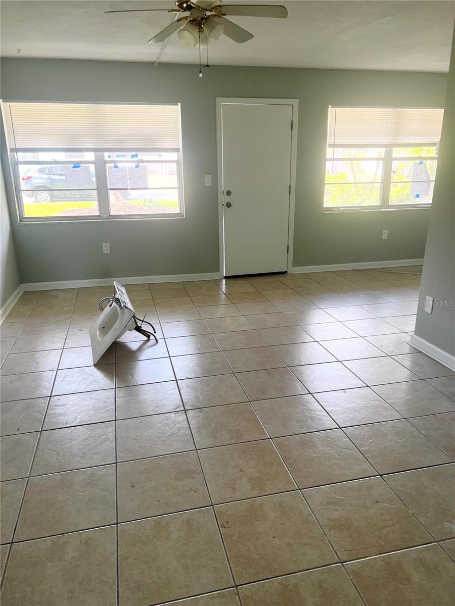 1051 79TH AVE N #103, ST PETERSBURG, FL, 33702