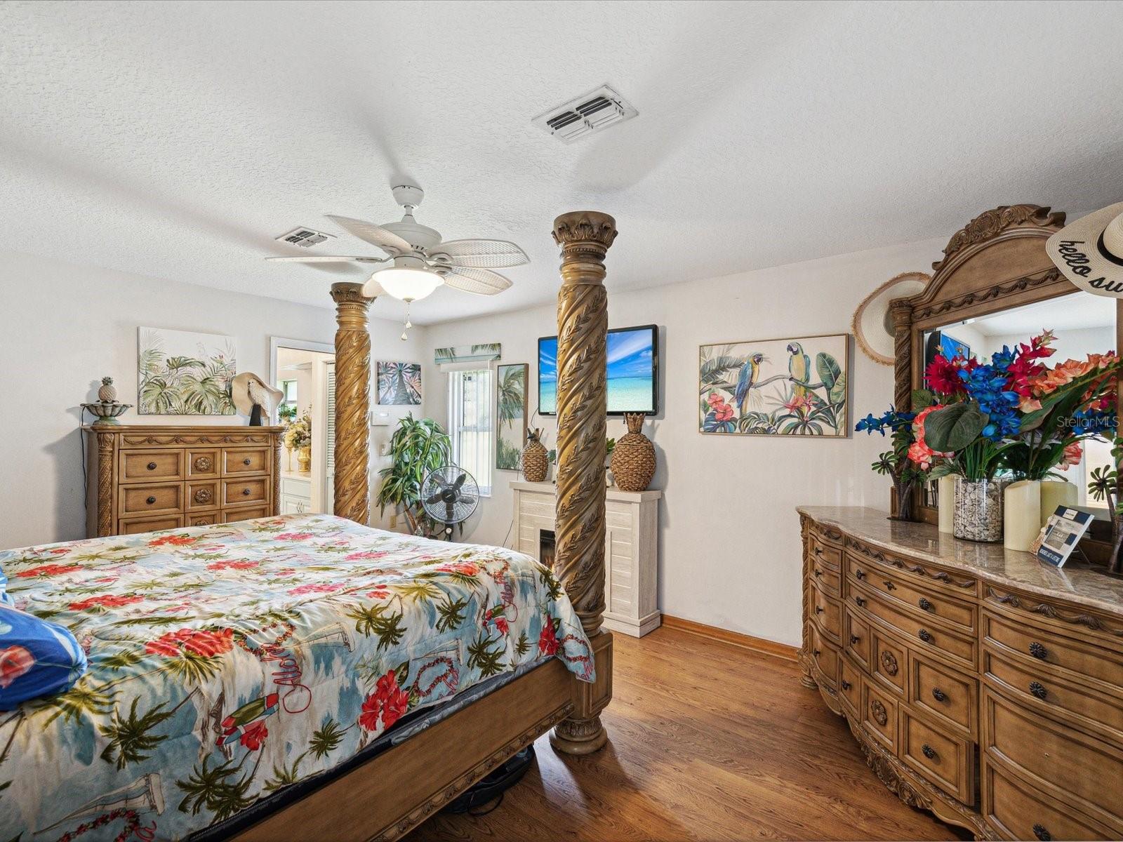 1096 FLORIAN WAY, SPRING HILL, FL, 34609