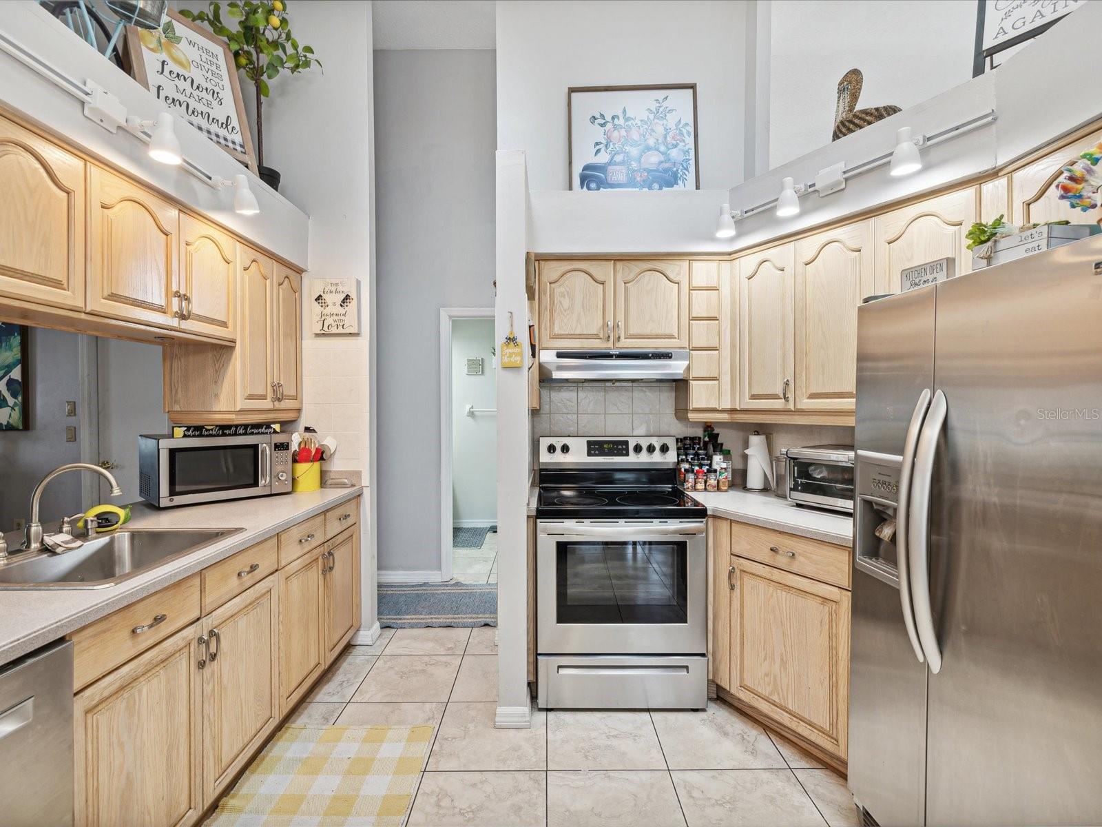 1096 FLORIAN WAY, SPRING HILL, FL, 34609