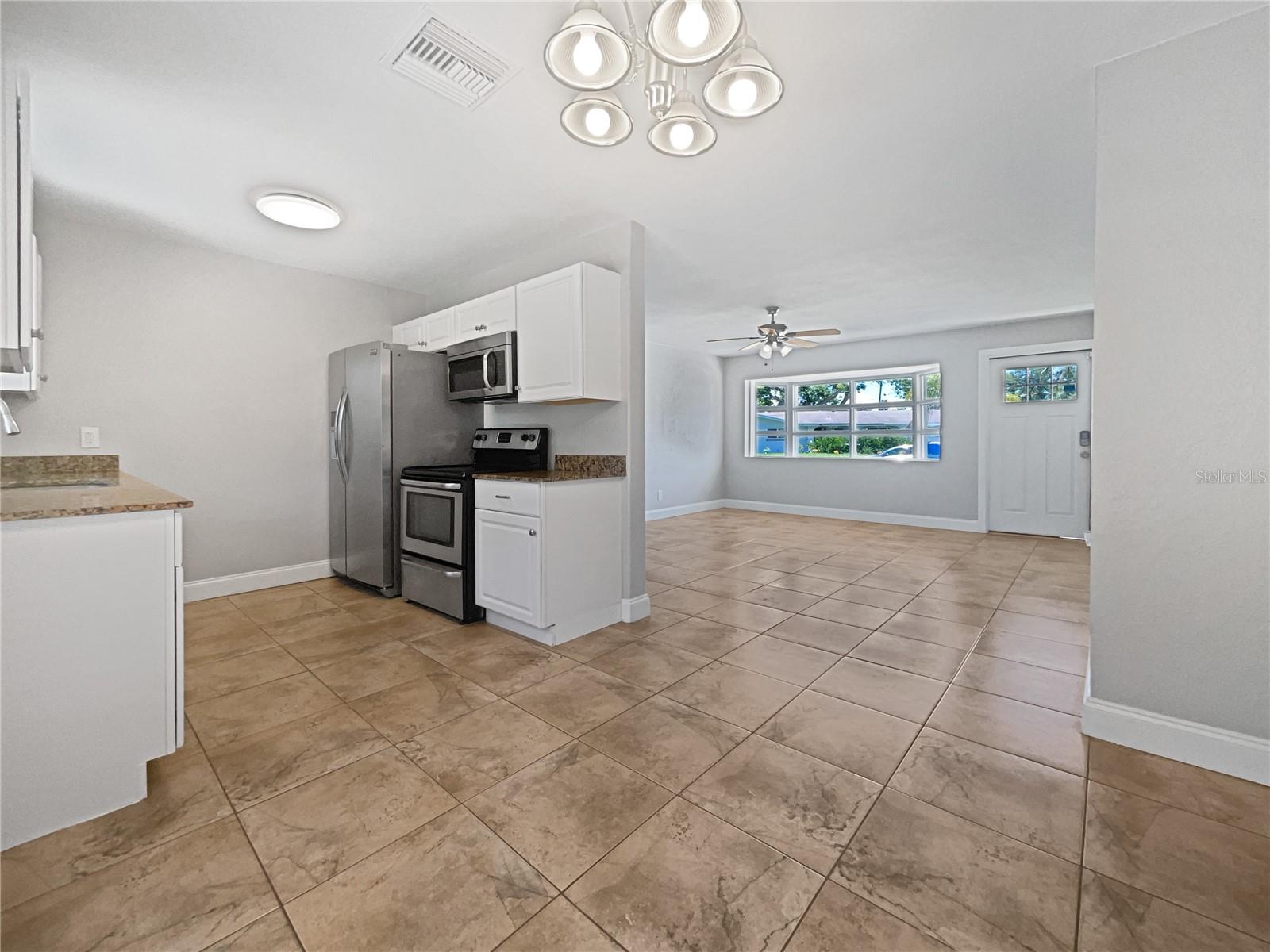 4185 BARRACUDA DR SE, ST PETERSBURG, FL, 33705