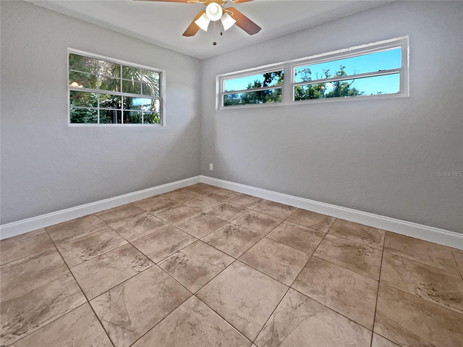 4185 BARRACUDA DR SE, ST PETERSBURG, FL, 33705