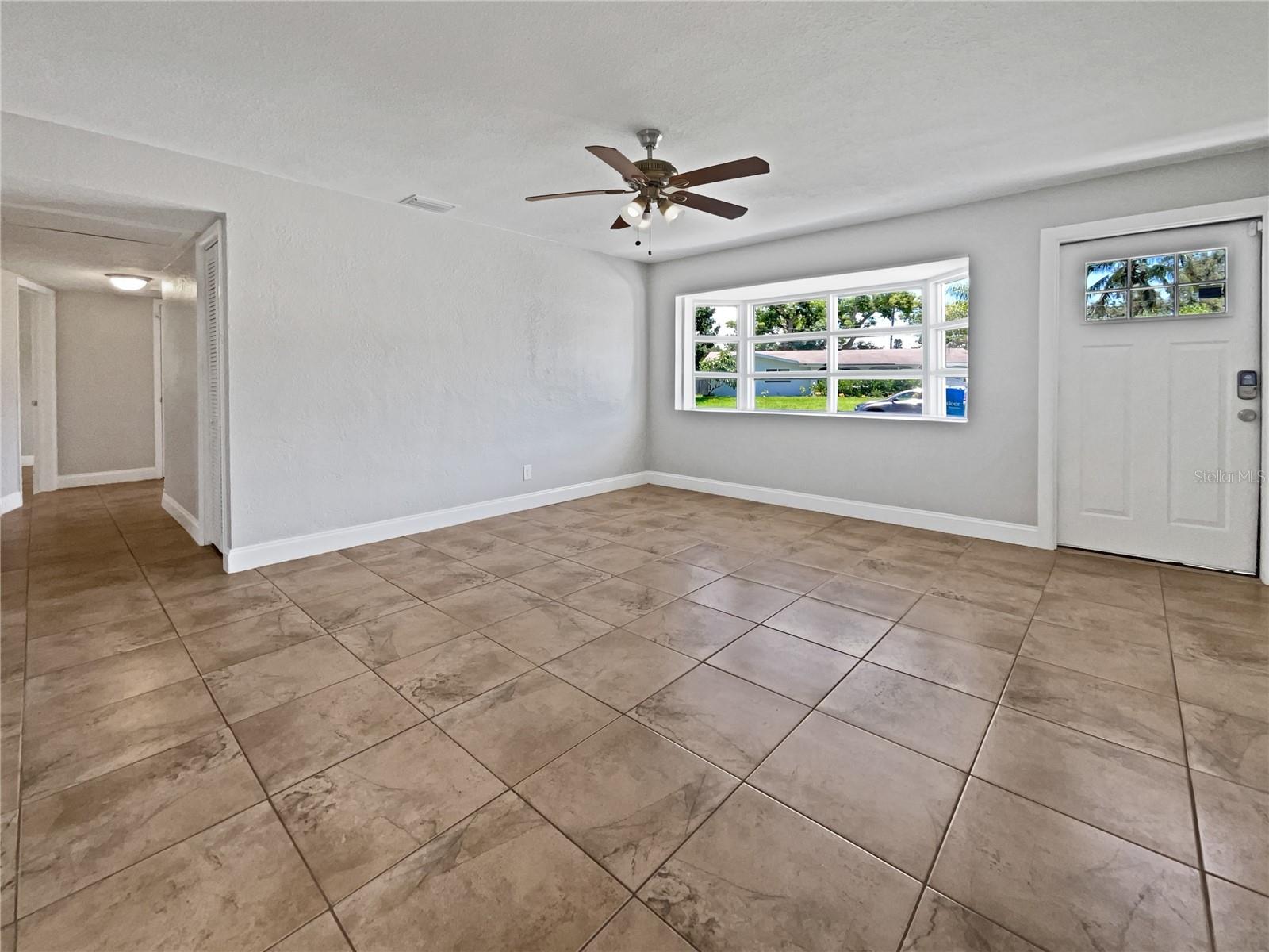 4185 BARRACUDA DR SE, ST PETERSBURG, FL, 33705
