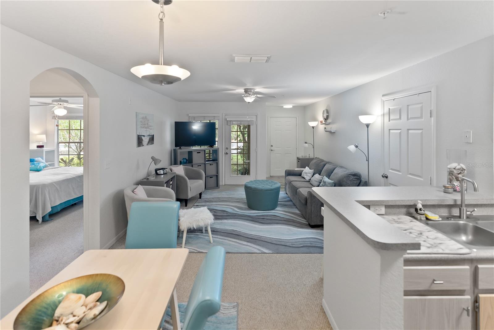 8809 MANOR LOOP #102, LAKEWOOD RANCH, FL, 34202