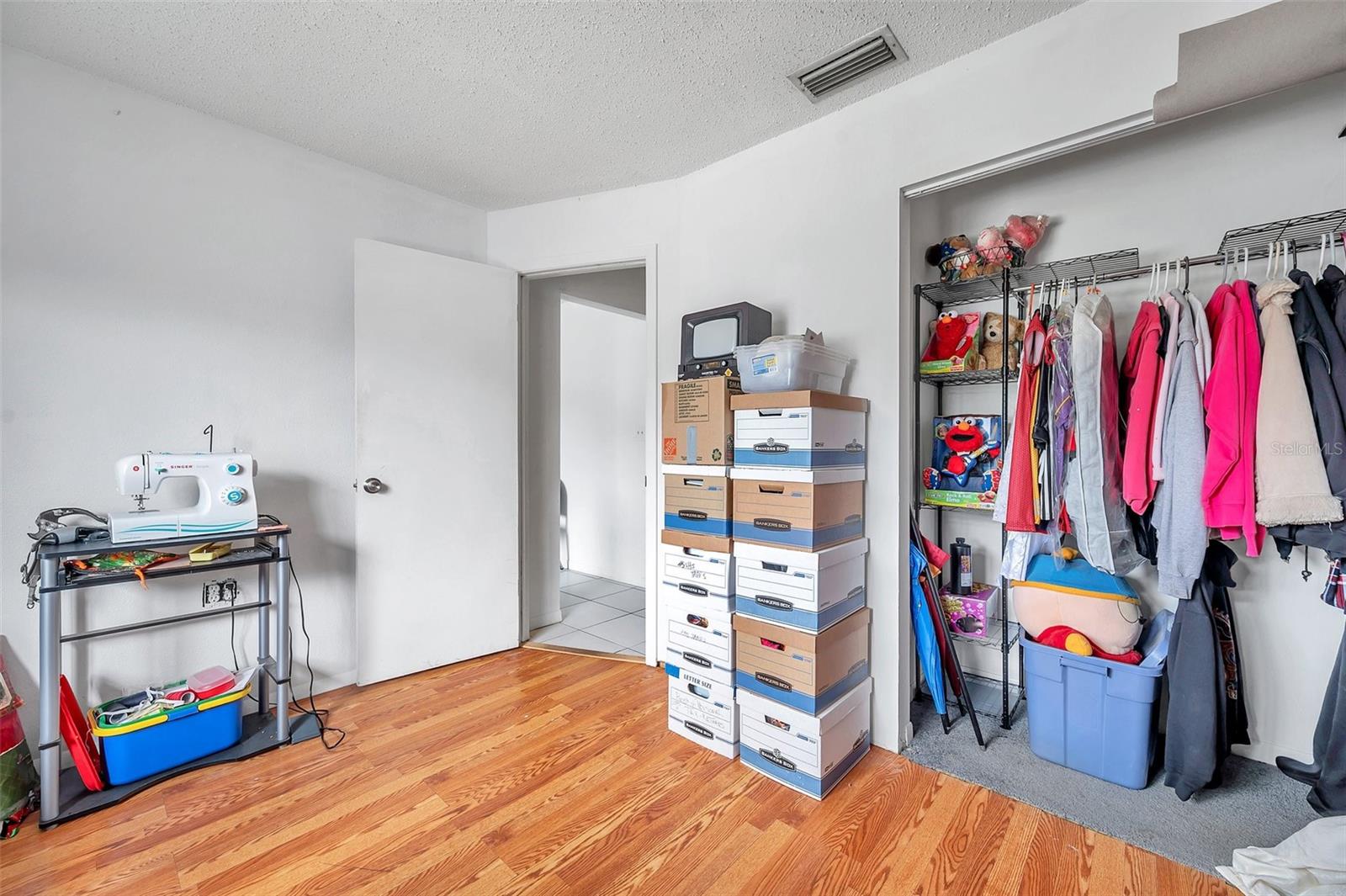 9156 85TH AVE, SEMINOLE, FL, 33777