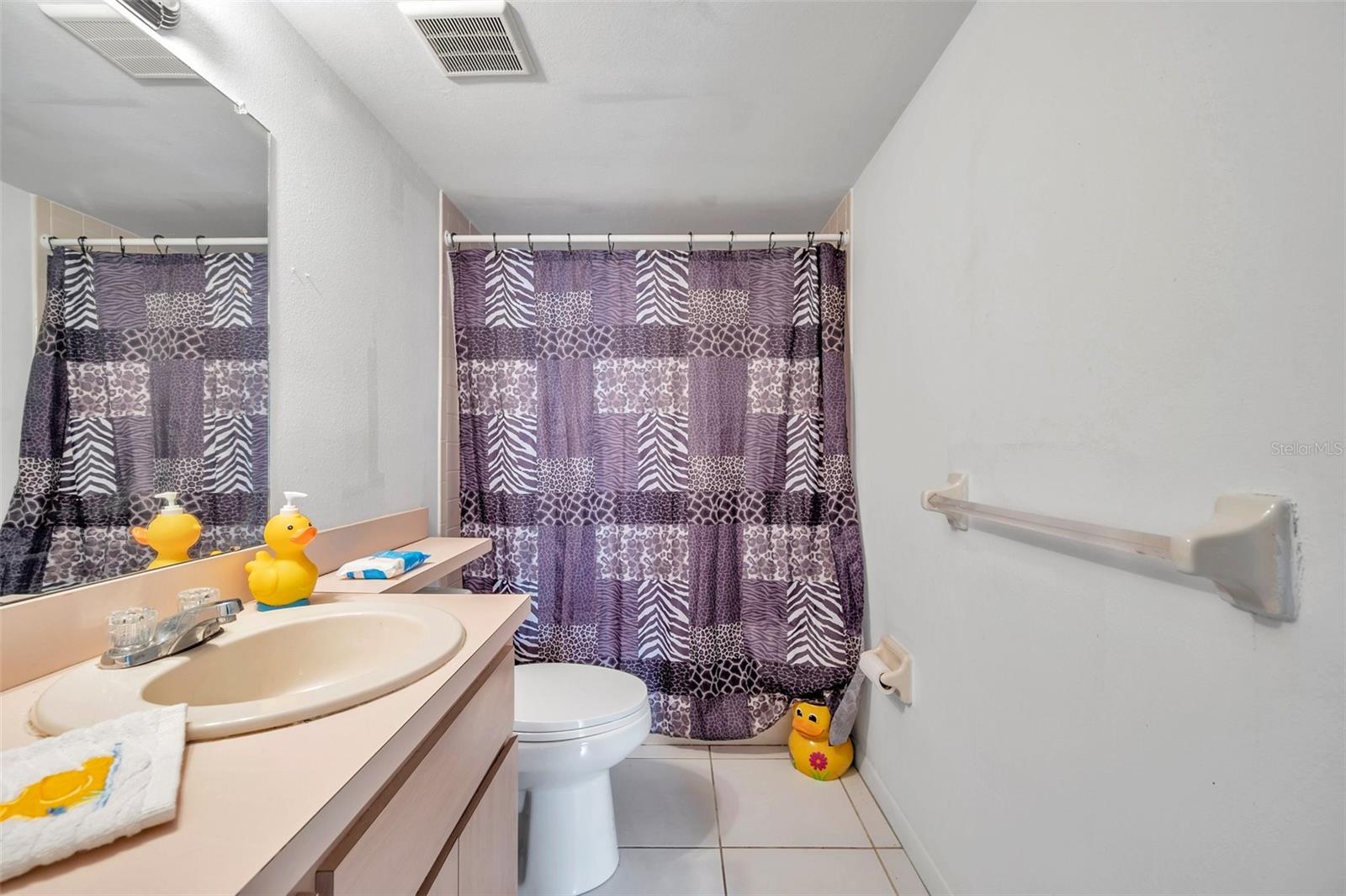 9156 85TH AVE, SEMINOLE, FL, 33777