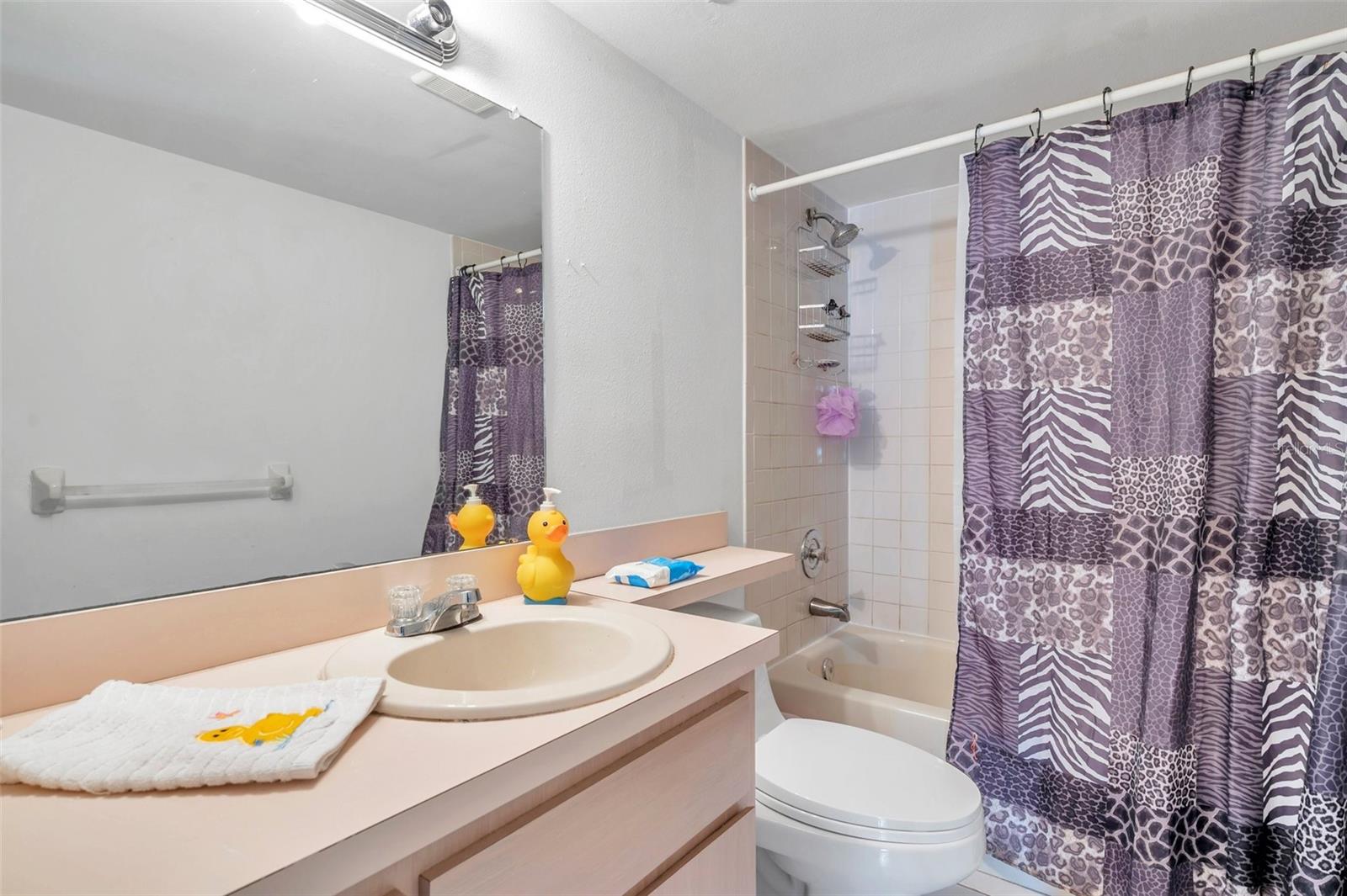 9156 85TH AVE, SEMINOLE, FL, 33777