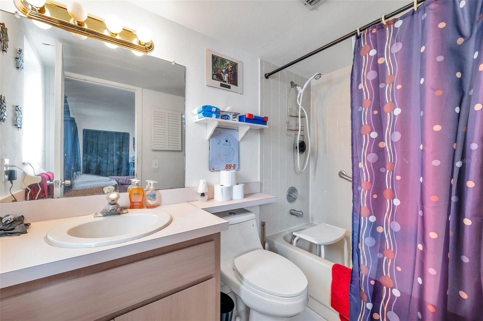 9156 85TH AVE, SEMINOLE, FL, 33777