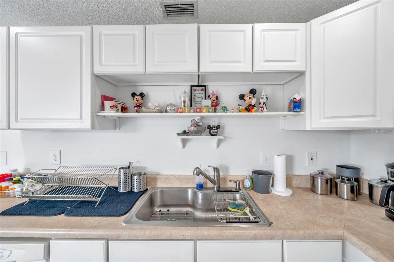 9156 85TH AVE, SEMINOLE, FL, 33777