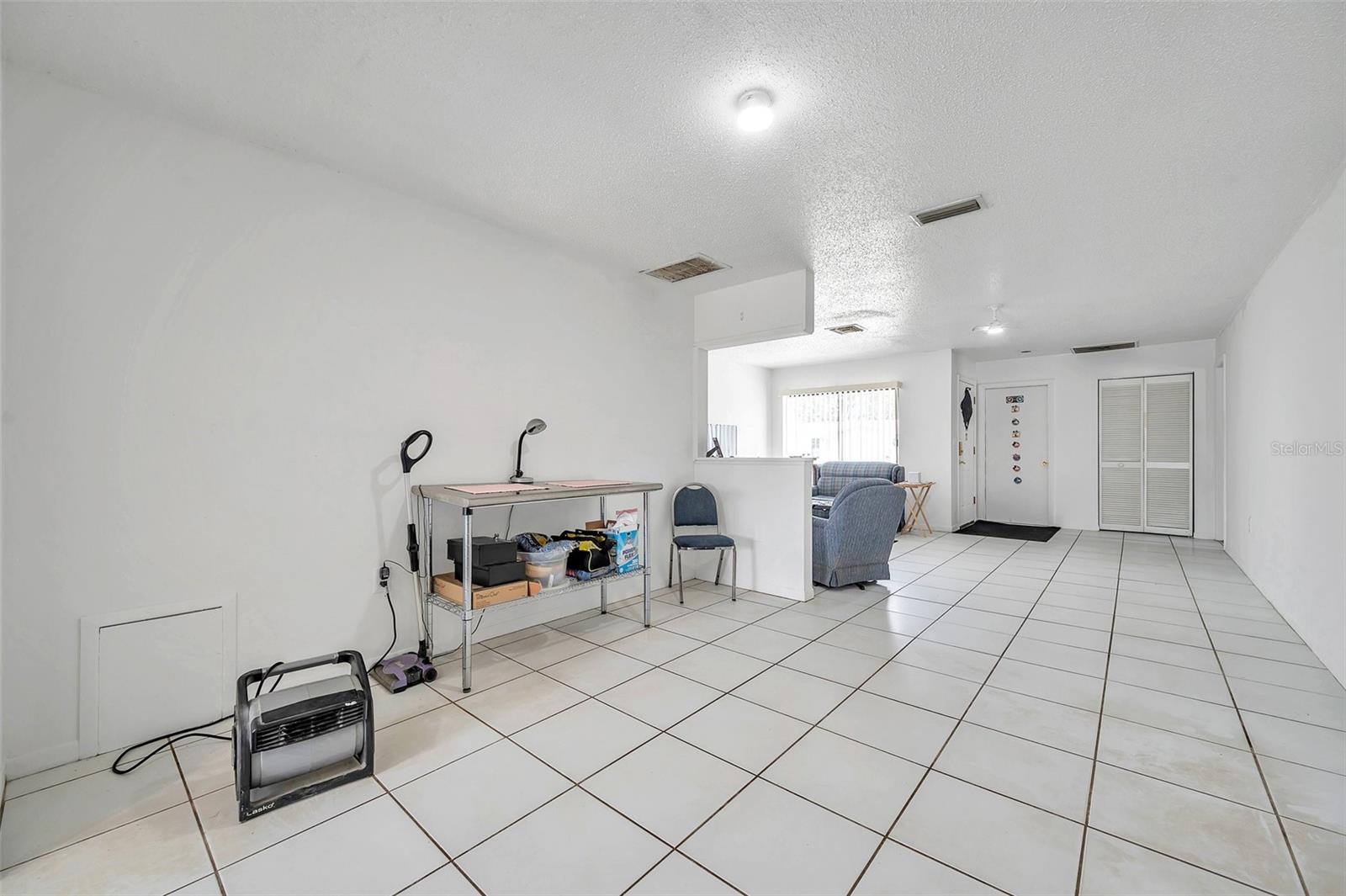 9156 85TH AVE, SEMINOLE, FL, 33777