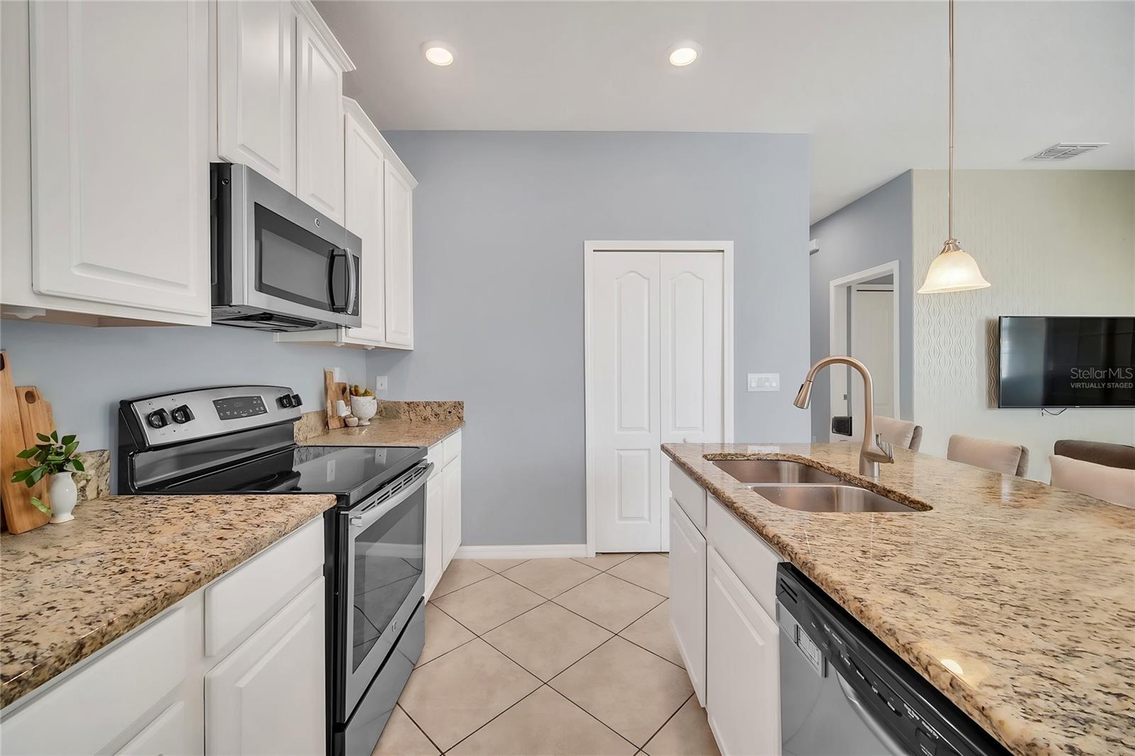 7642 FAIRGROVE AVE, WINDERMERE, FL, 34786