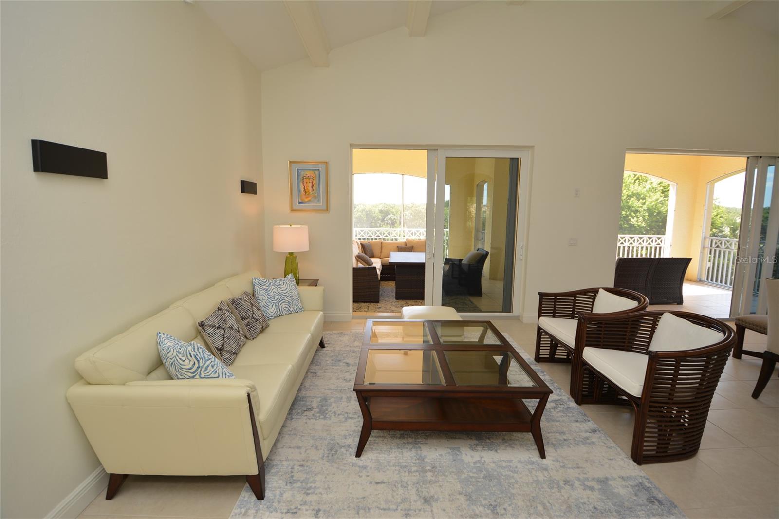 25 CASA BELLA CIR #303, PALM COAST, FL, 32137