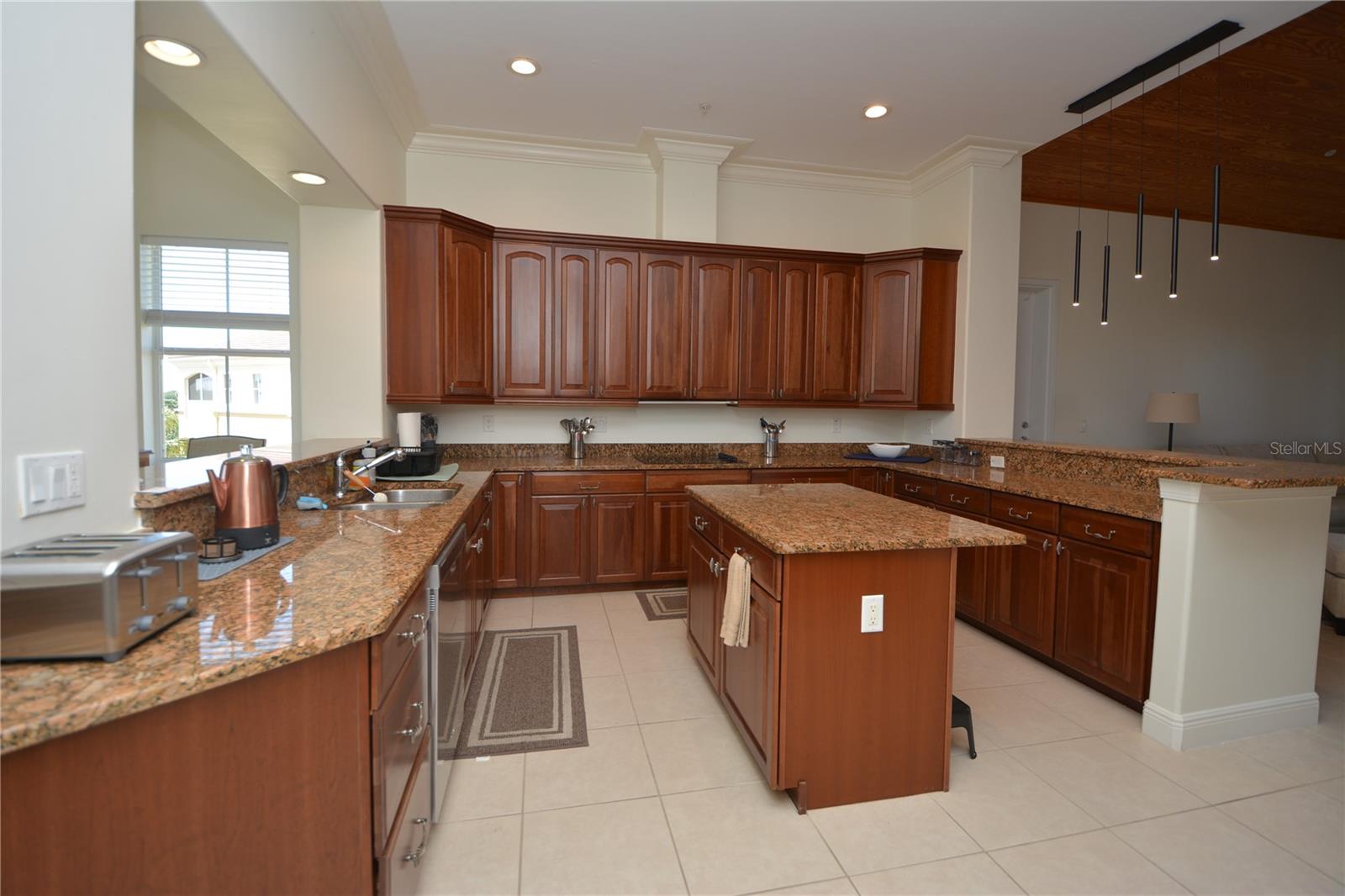 25 CASA BELLA CIR #303, PALM COAST, FL, 32137