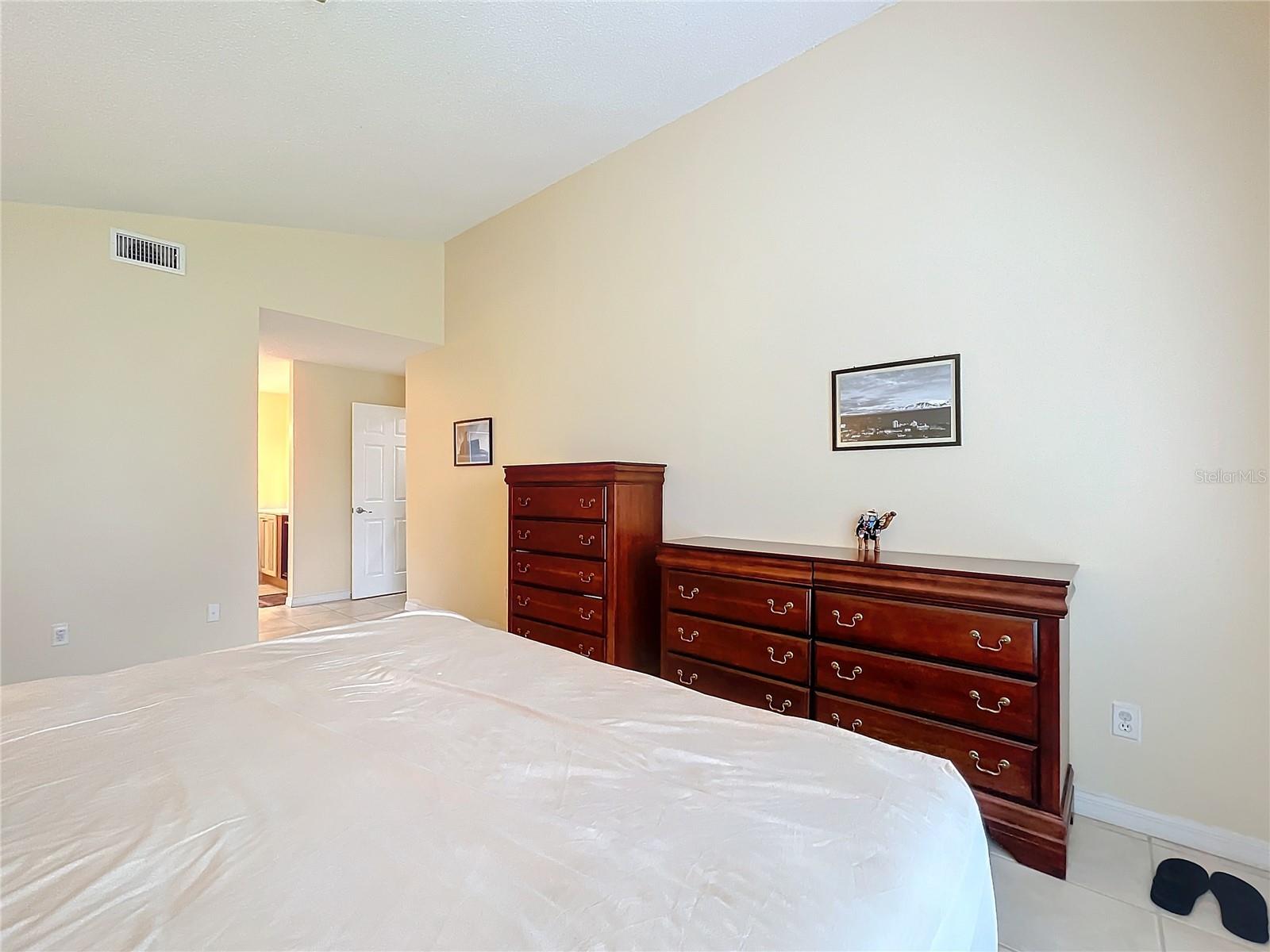 2760 WHISPER LAKES CLUB CIR, ORLANDO, FL, 32837