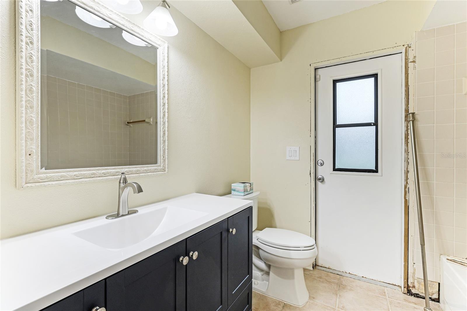 1535 BAY HILL CIR, SARASOTA, FL, 34232