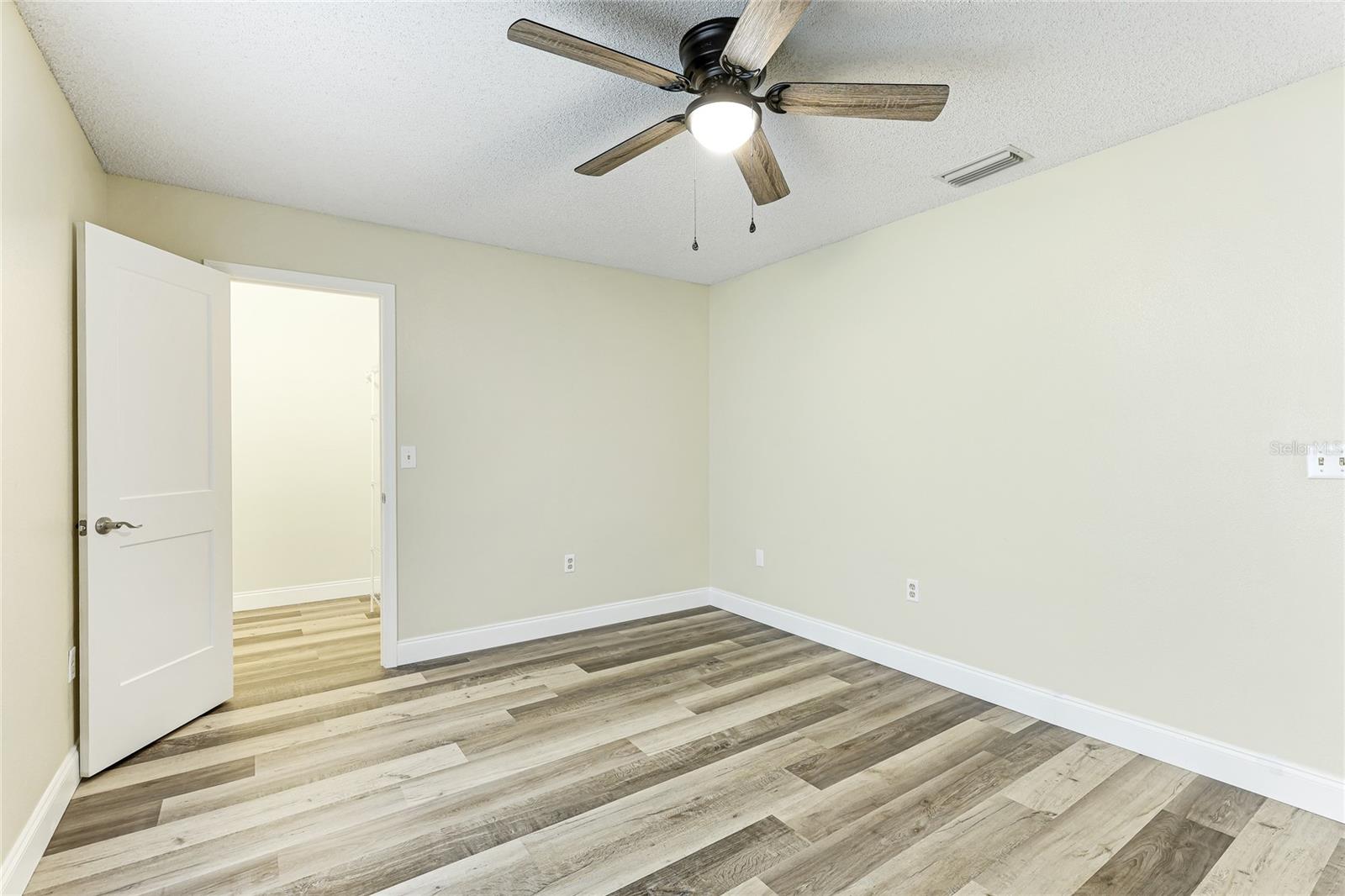 1535 BAY HILL CIR, SARASOTA, FL, 34232