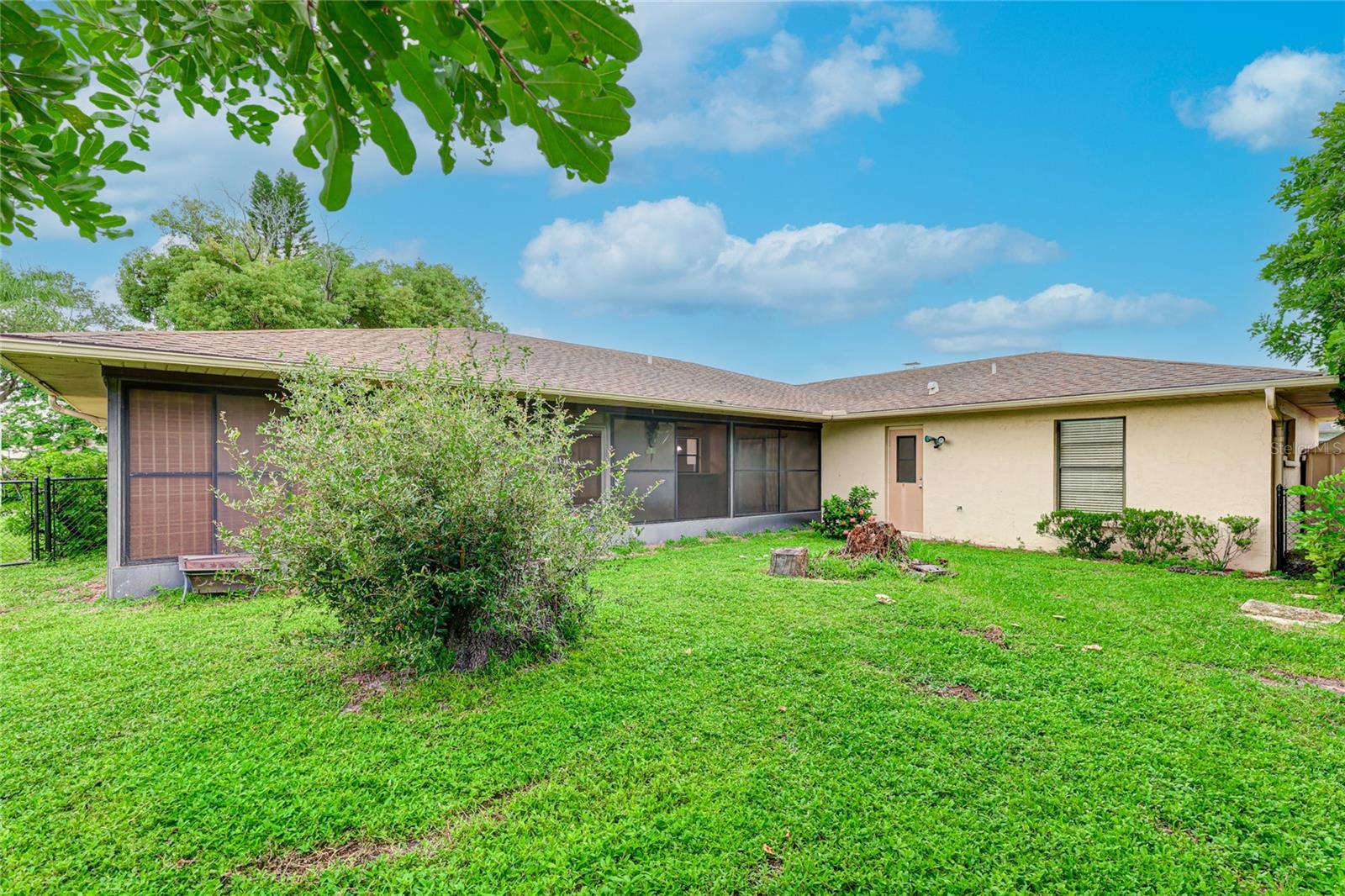 1535 BAY HILL CIR, SARASOTA, FL, 34232