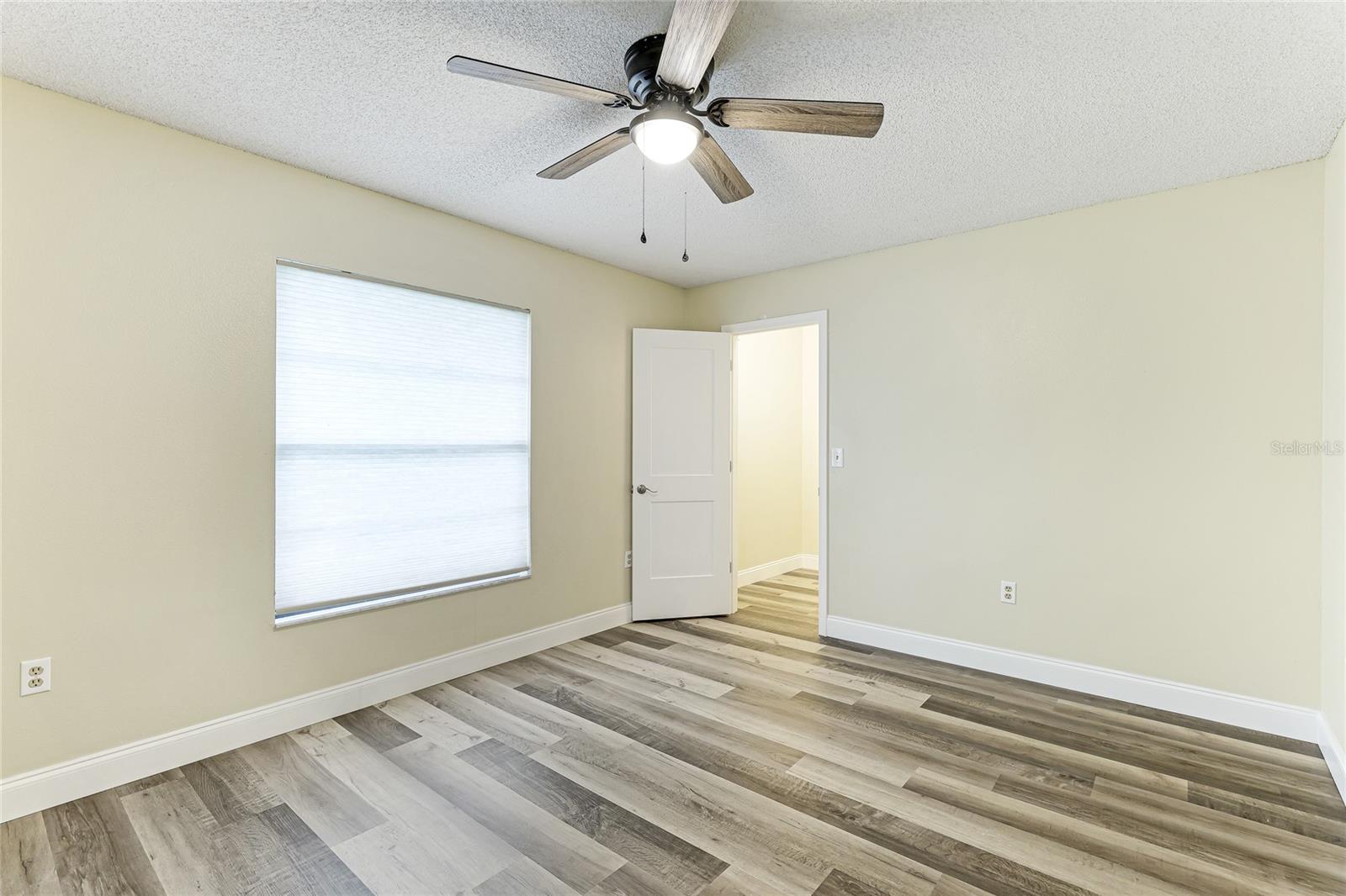 1535 BAY HILL CIR, SARASOTA, FL, 34232