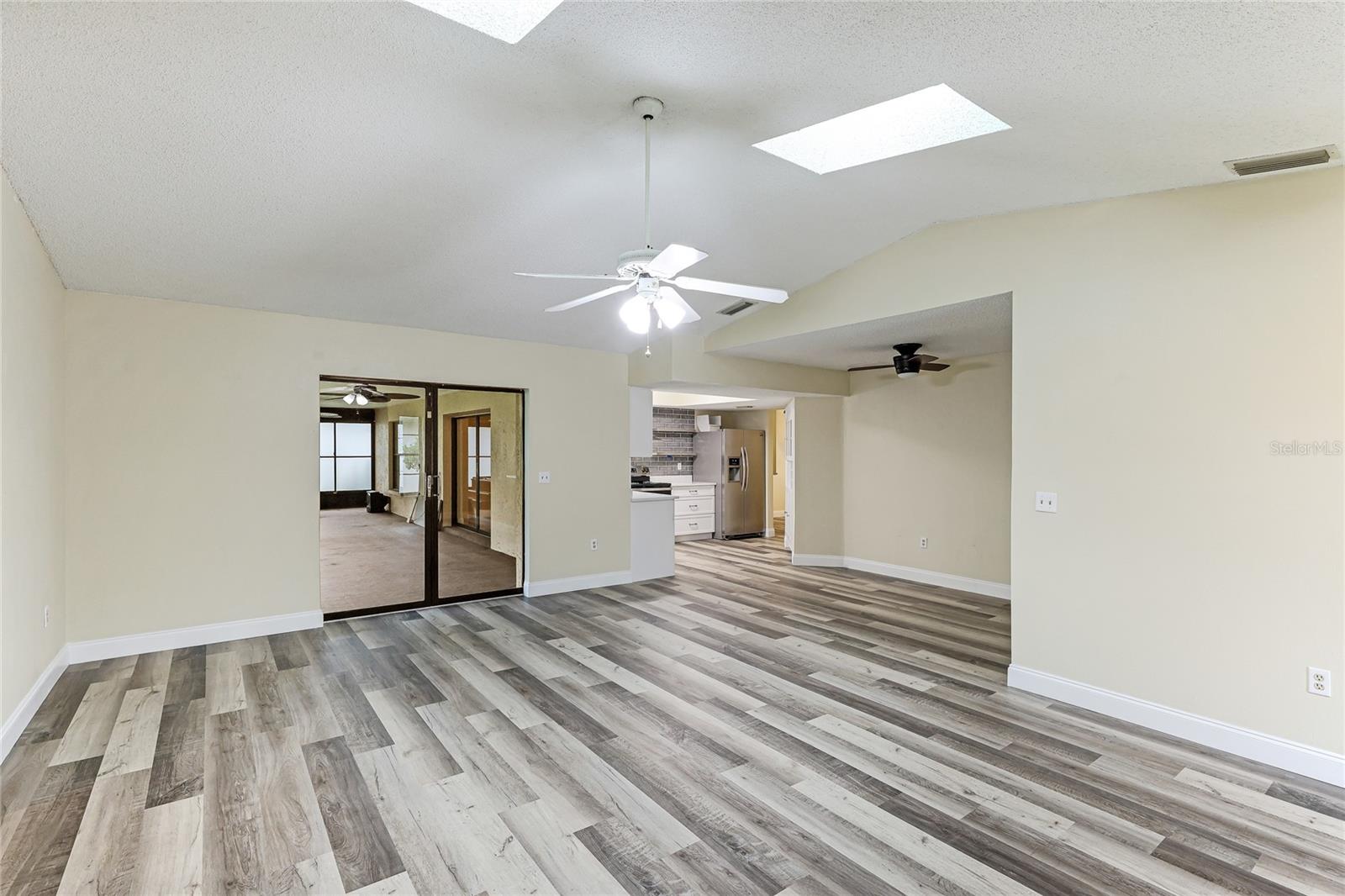 1535 BAY HILL CIR, SARASOTA, FL, 34232