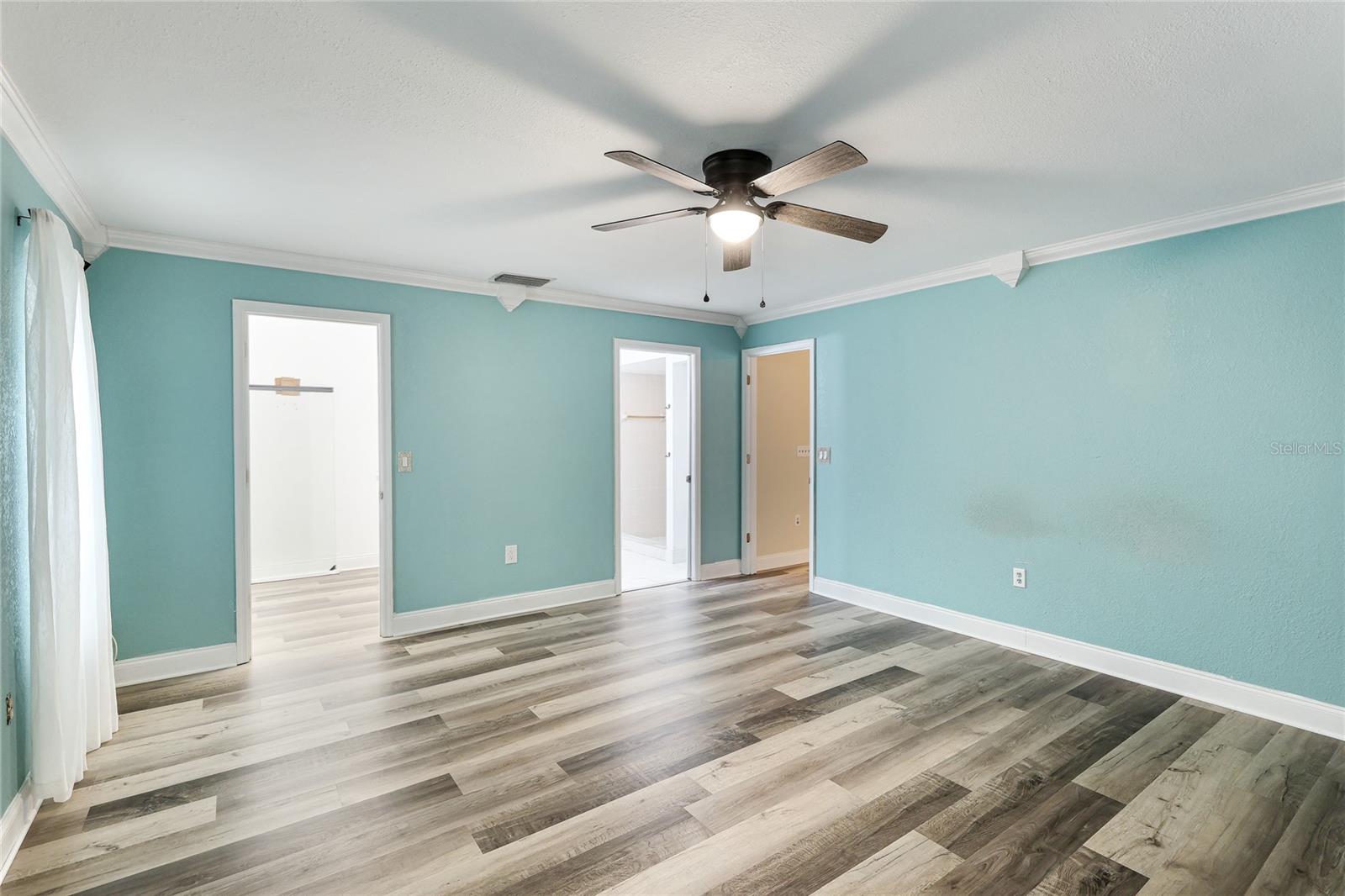 1535 BAY HILL CIR, SARASOTA, FL, 34232