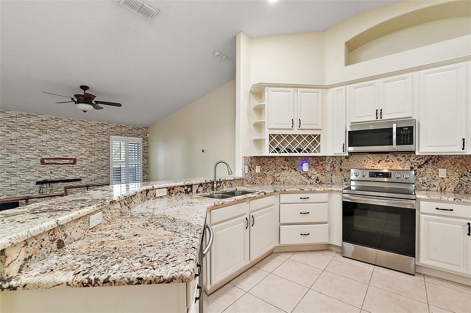 114 COMPASS ROSE DR, GROVELAND, FL, 34736