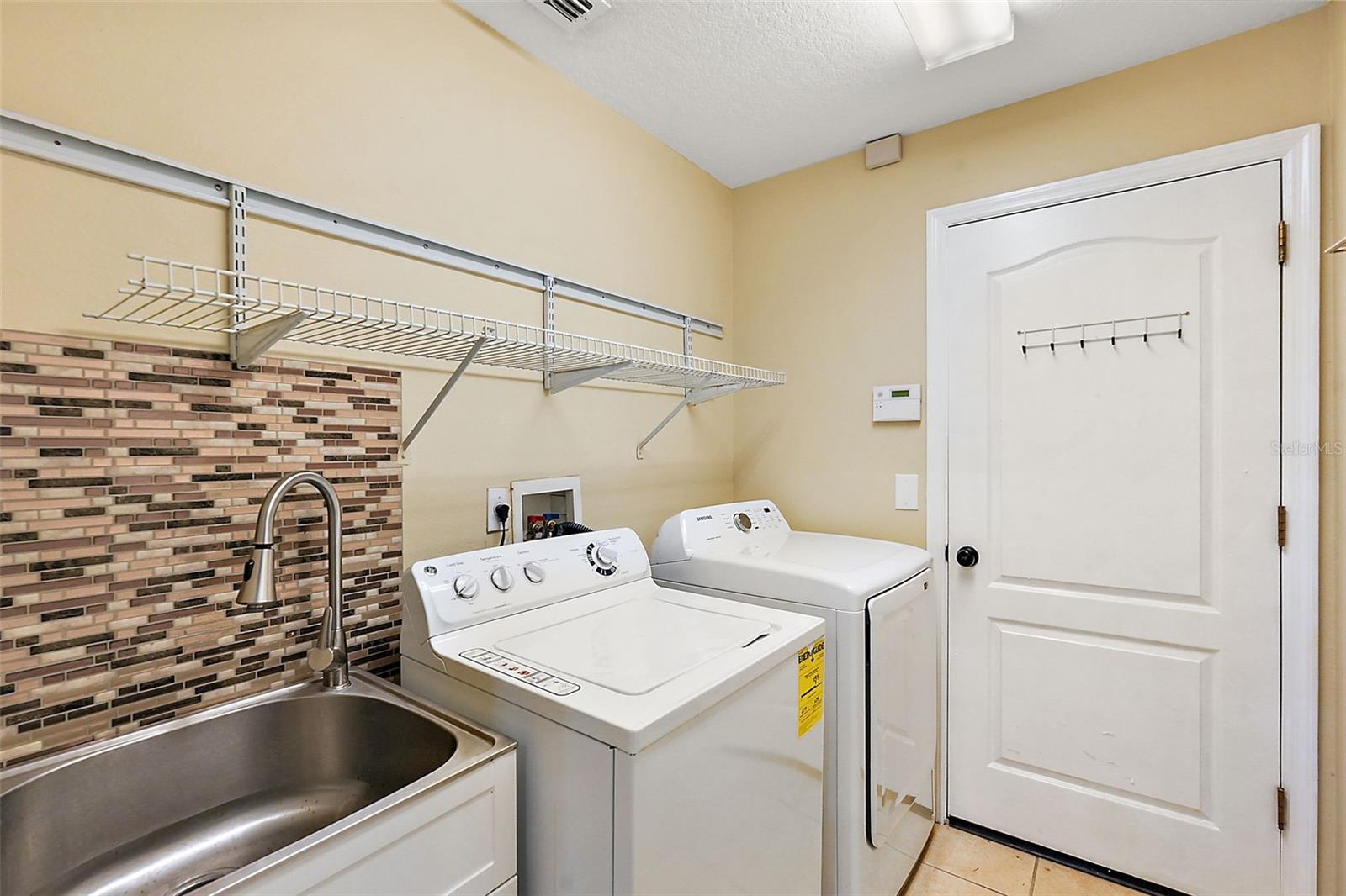 114 COMPASS ROSE DR, GROVELAND, FL, 34736