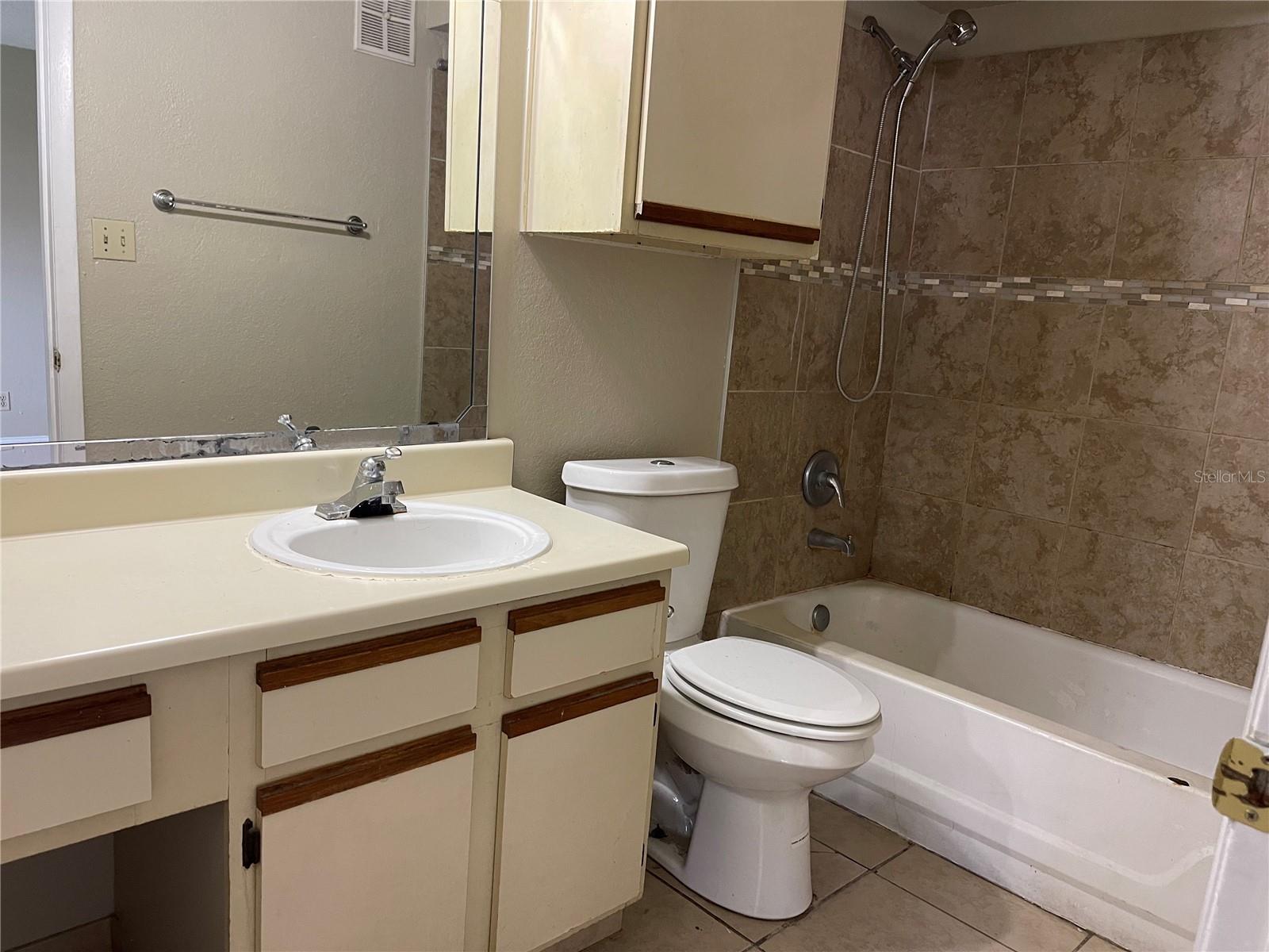 5545 DEVONBRIAR WAY #106, ORLANDO, FL, 32822